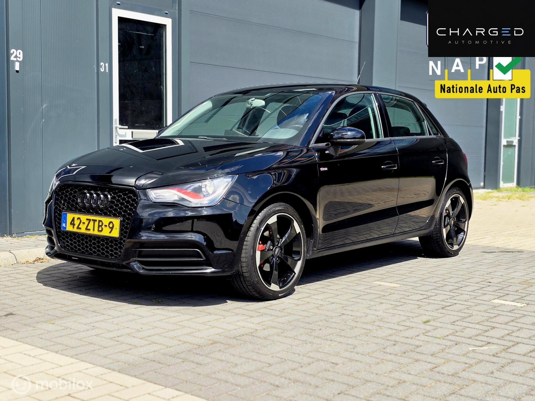 Audi A1 Sportback 1.2 TFSI Attraction 2013 - voorkant