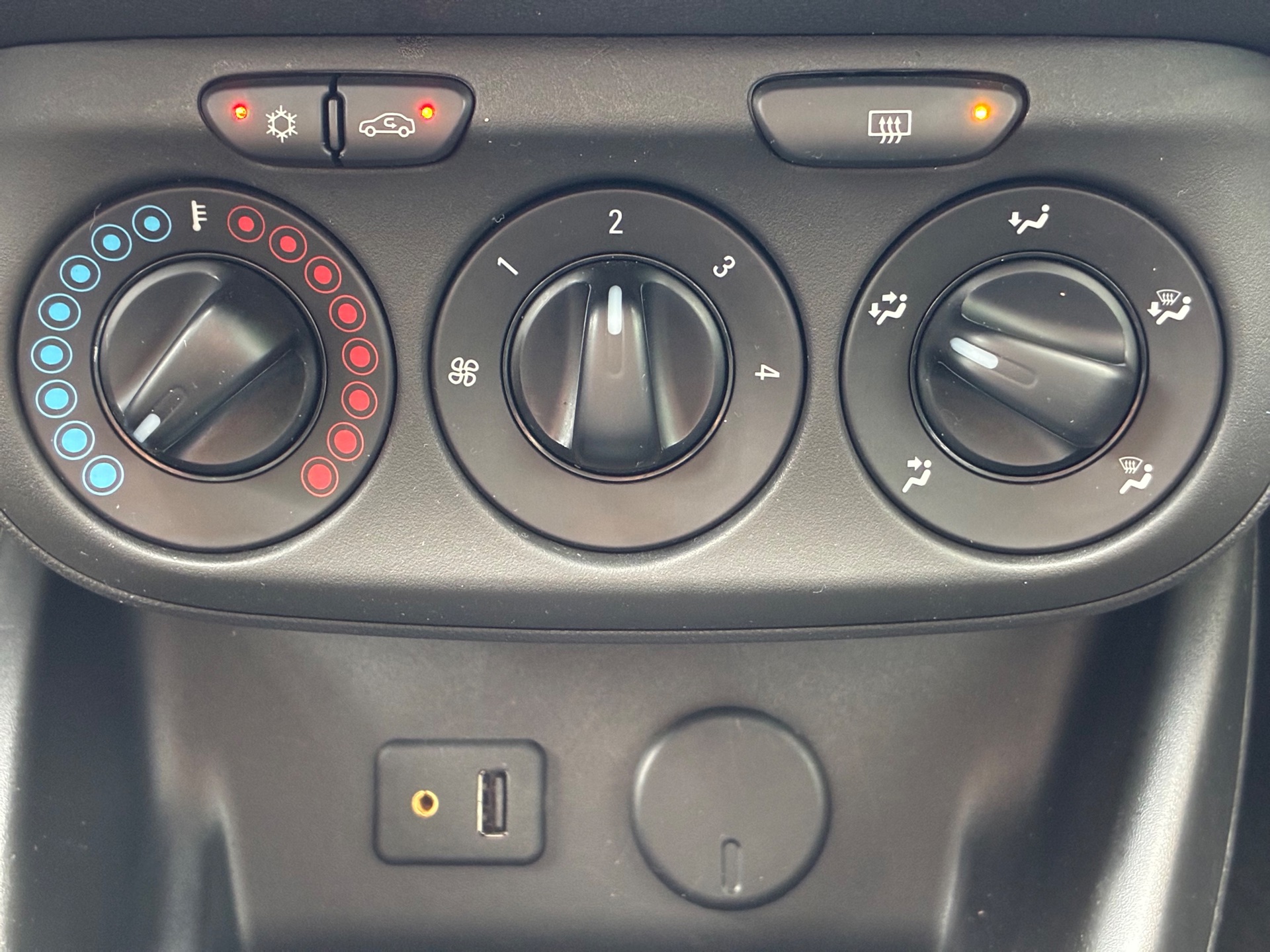 Foto van Opel Corsa-e