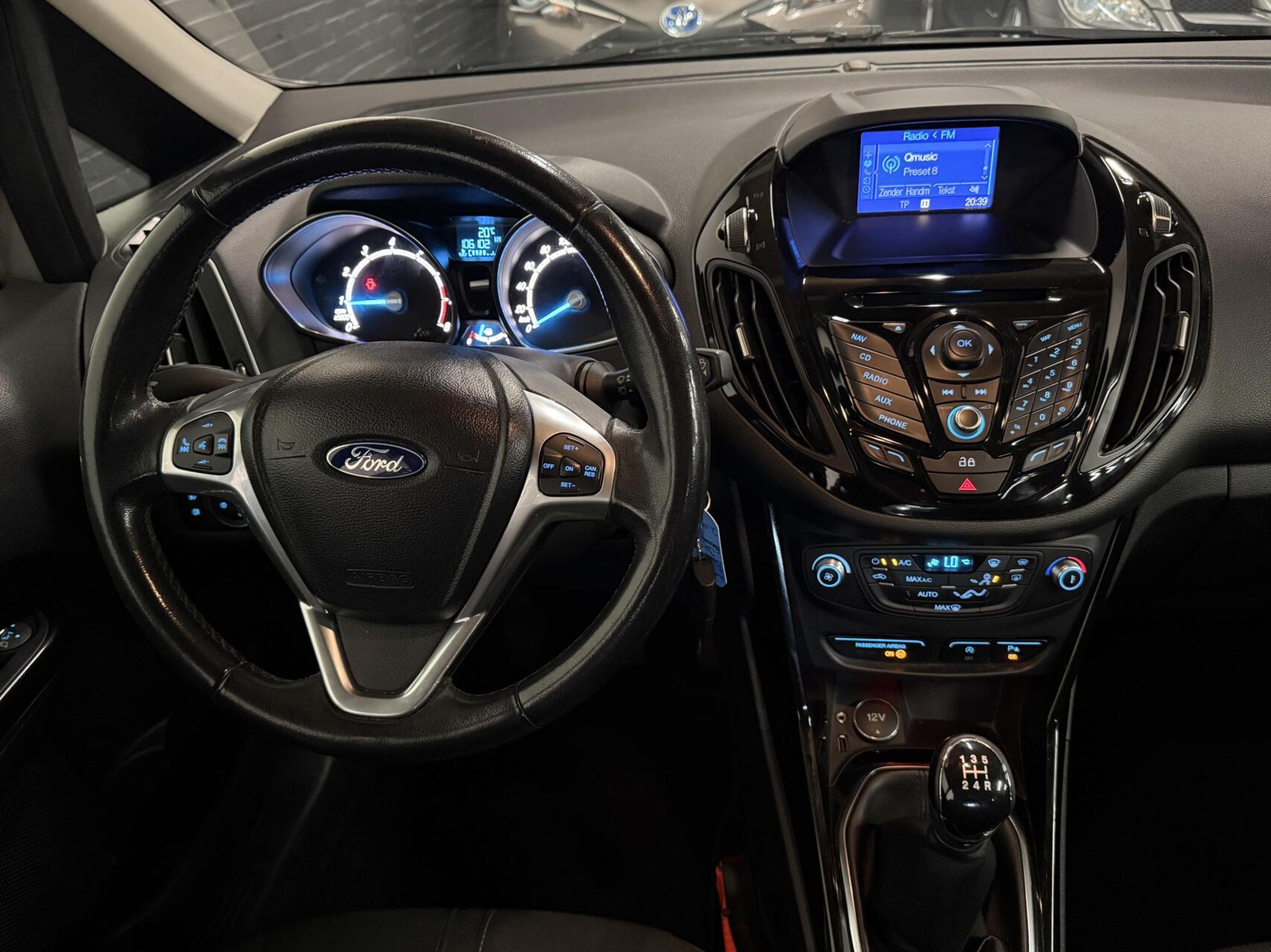 Foto van Ford B-max