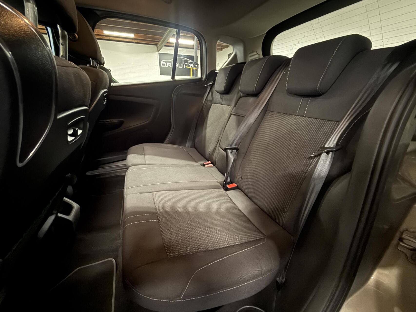 Foto van Ford B-max