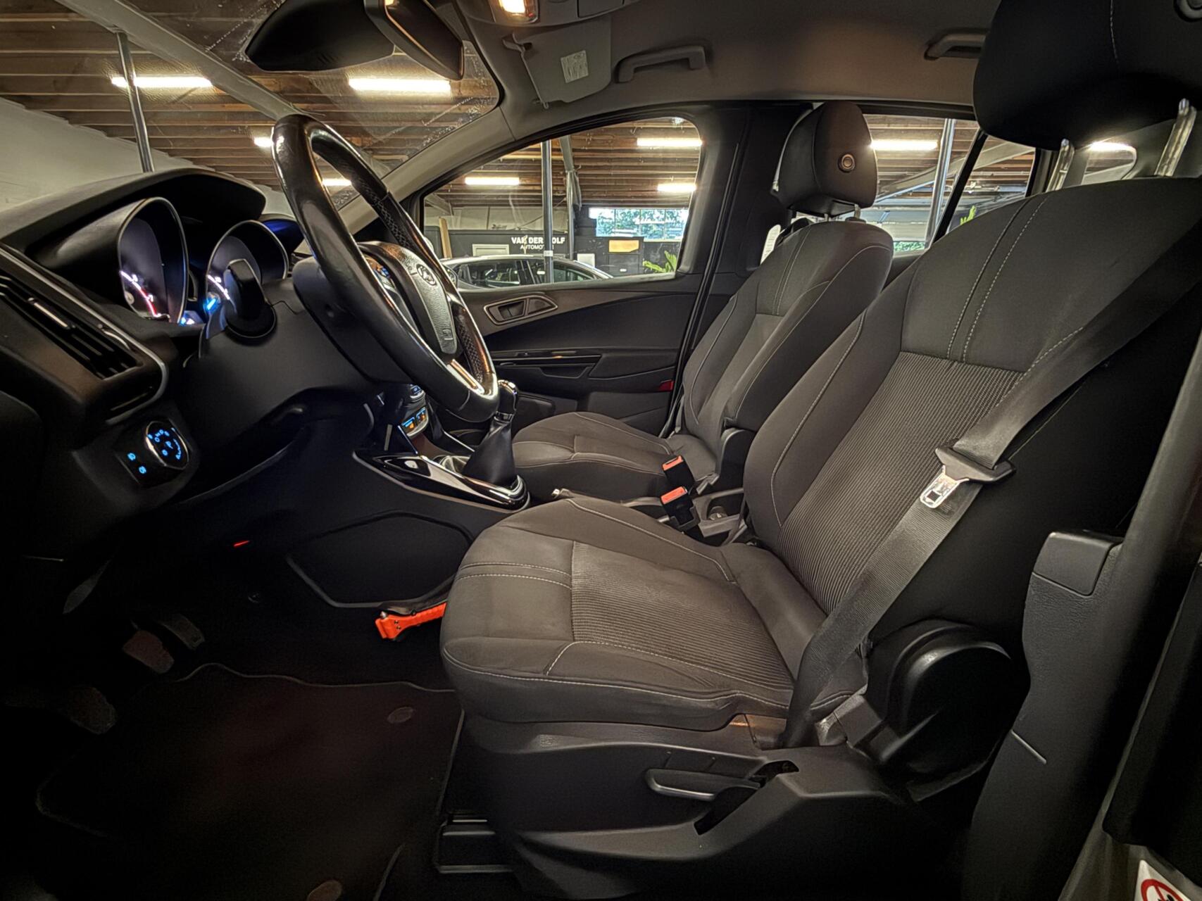 Foto van Ford B-max