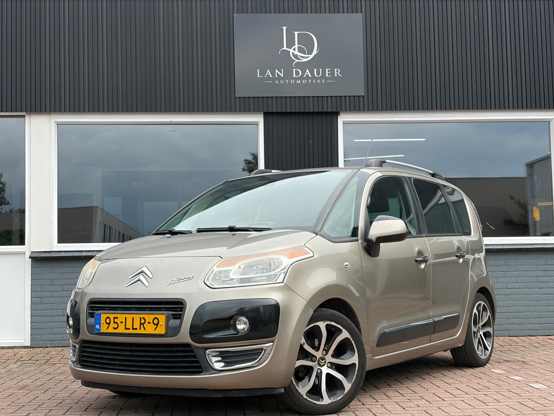Citroen C3 Picasso 1.4 VTi Exclusive / LPG / Lees tekst 2010 - voorkant