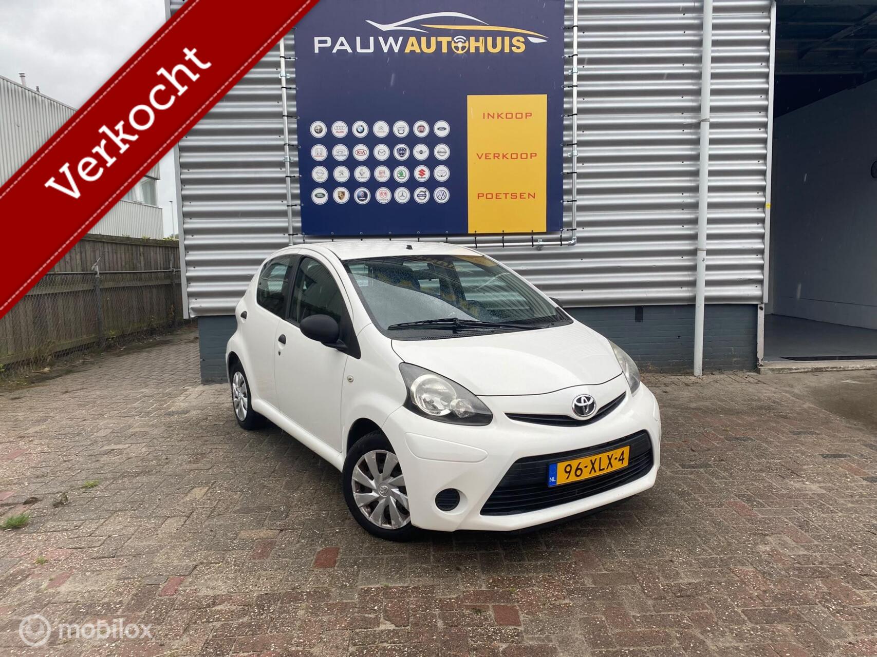 Toyota Toyota Aygo 1.0 VVT-i Access|2012|5D|APK|1Eigenaar 2012 - voorkant