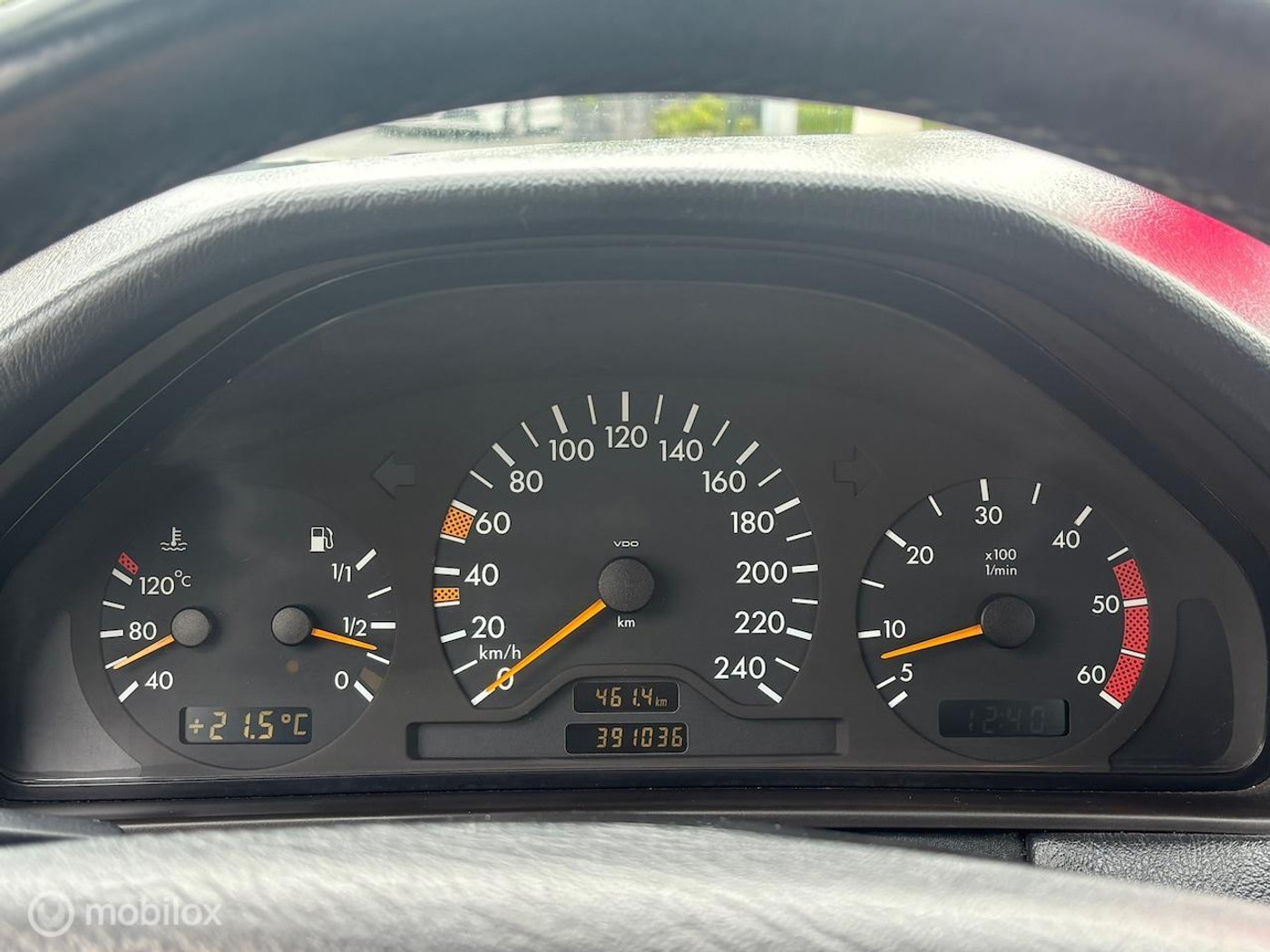 Foto van Mercedes-Benz E 200 CDI
