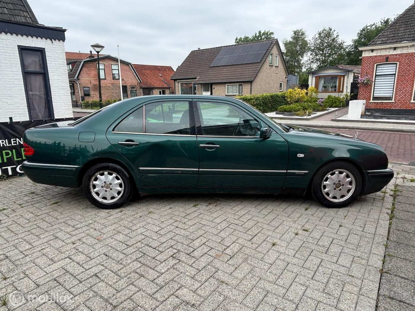 Foto van Mercedes-Benz E 200 CDI