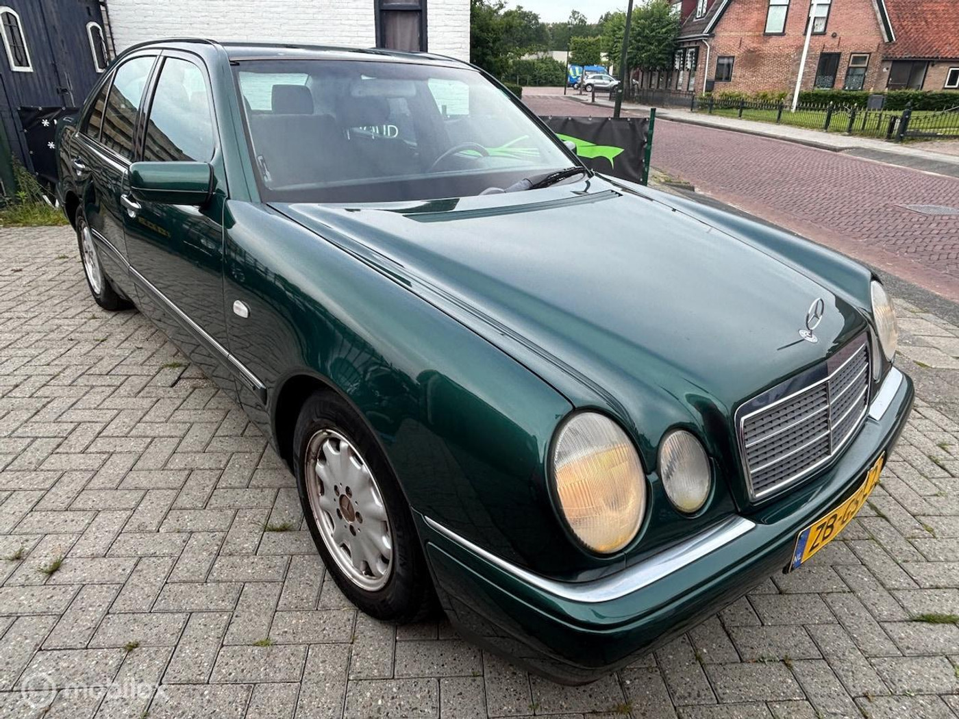 Foto van Mercedes-Benz E 200 CDI
