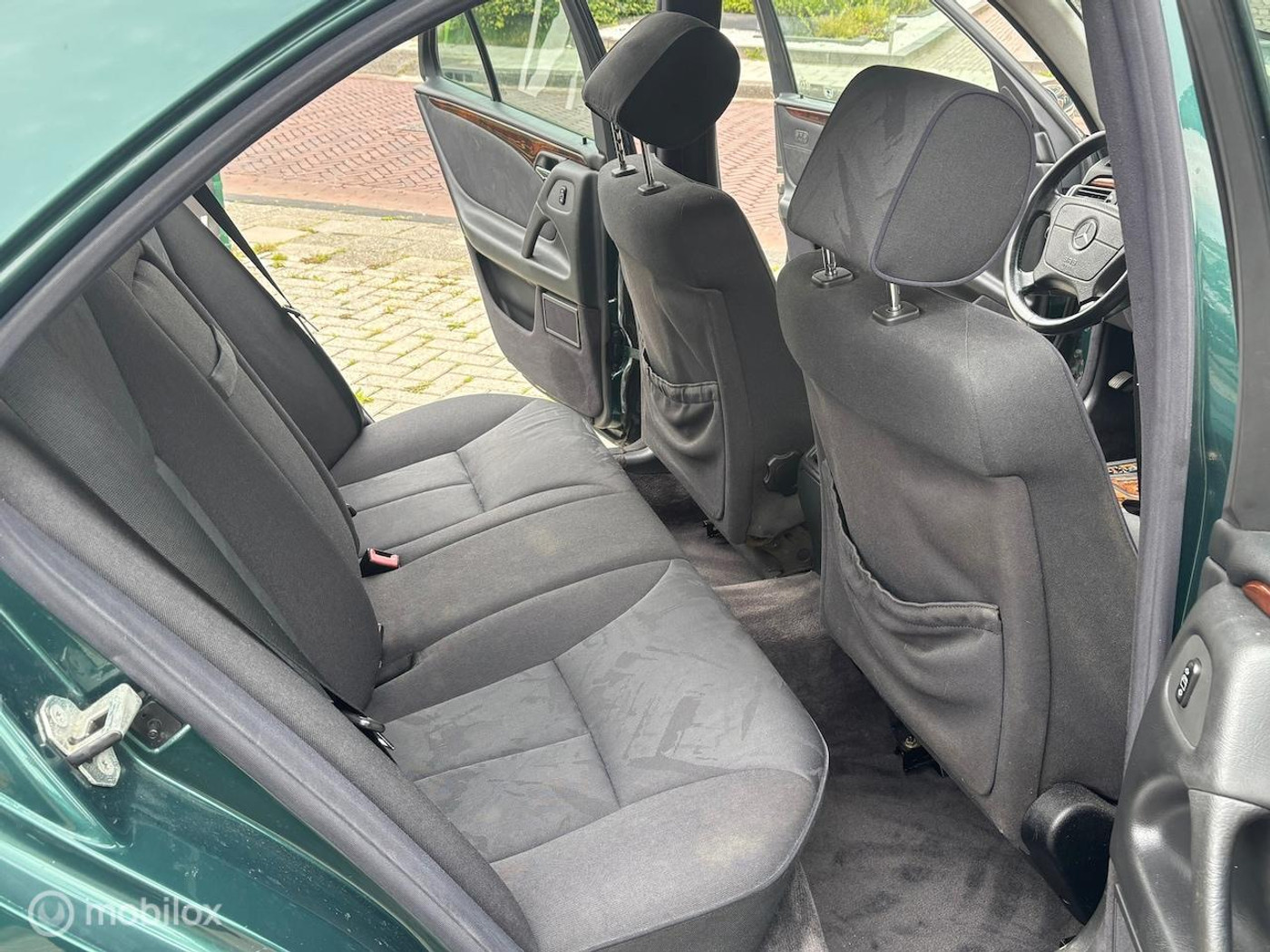 Foto van Mercedes-Benz E 200 CDI