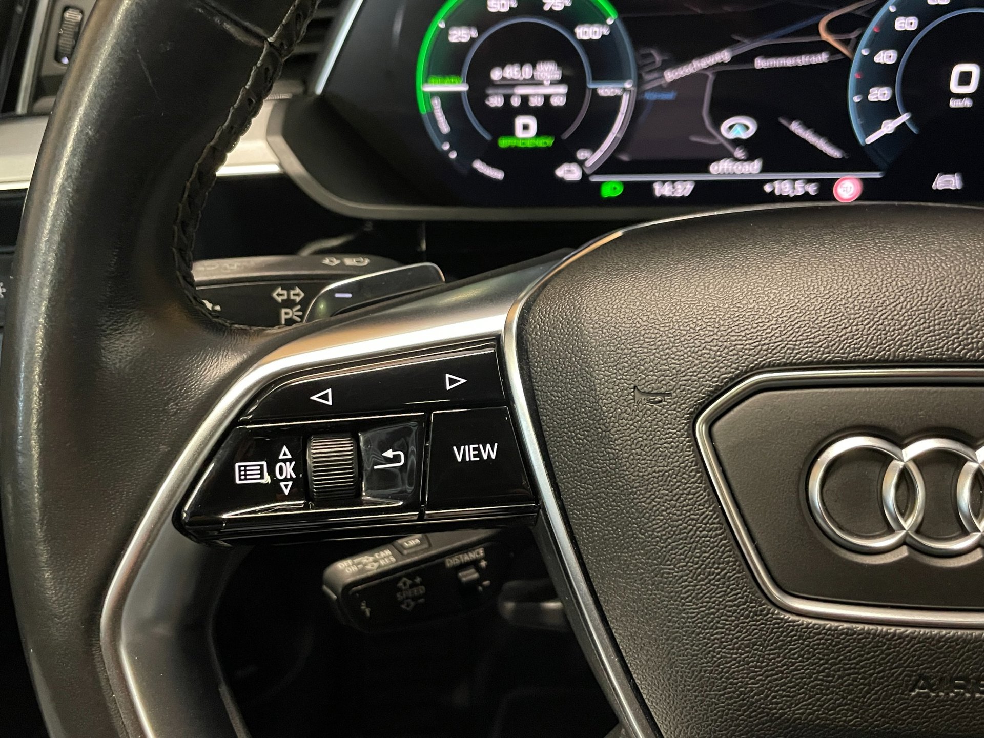 Foto van Audi E-tron 50
