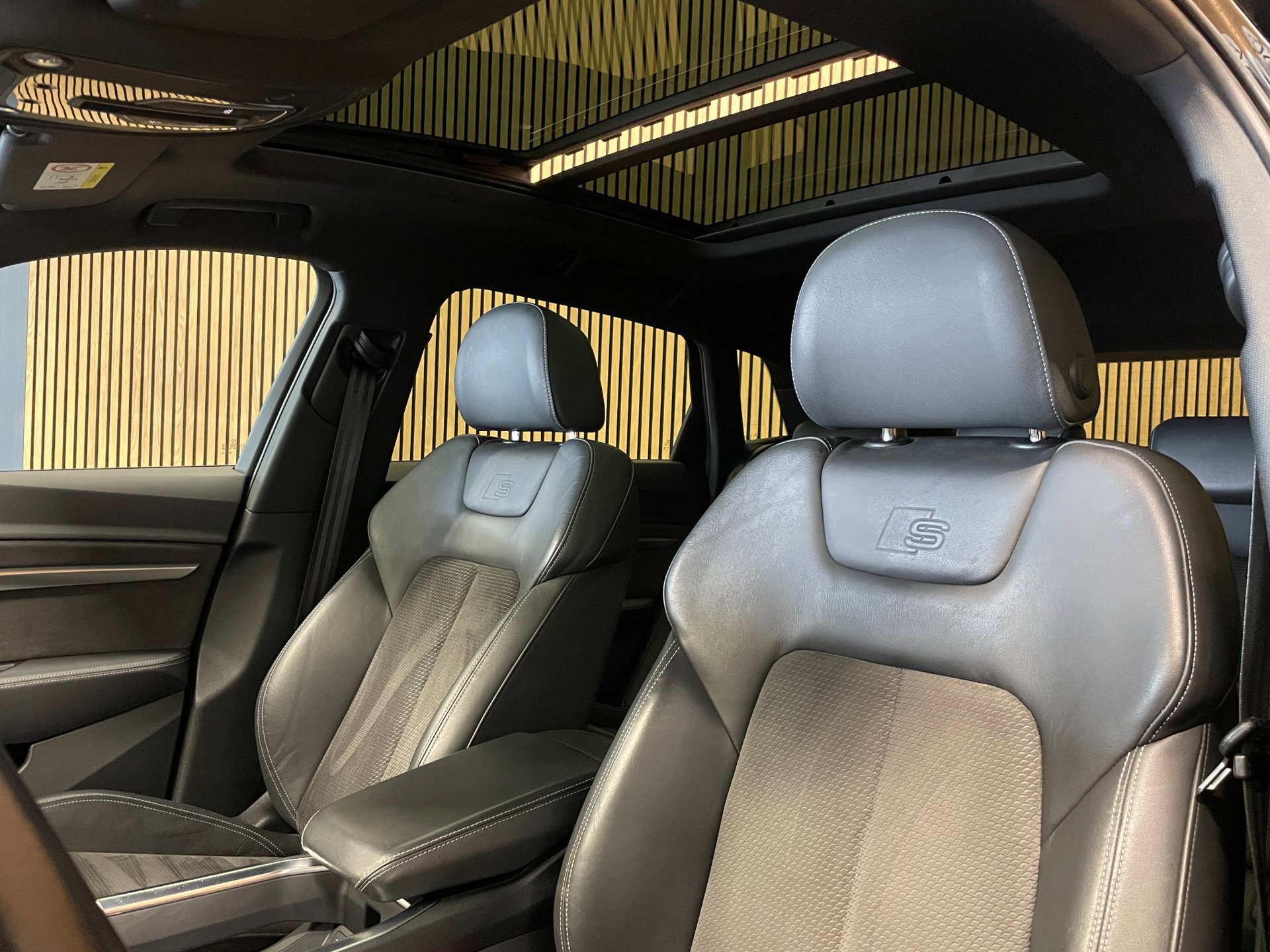Foto van Audi E-tron 50