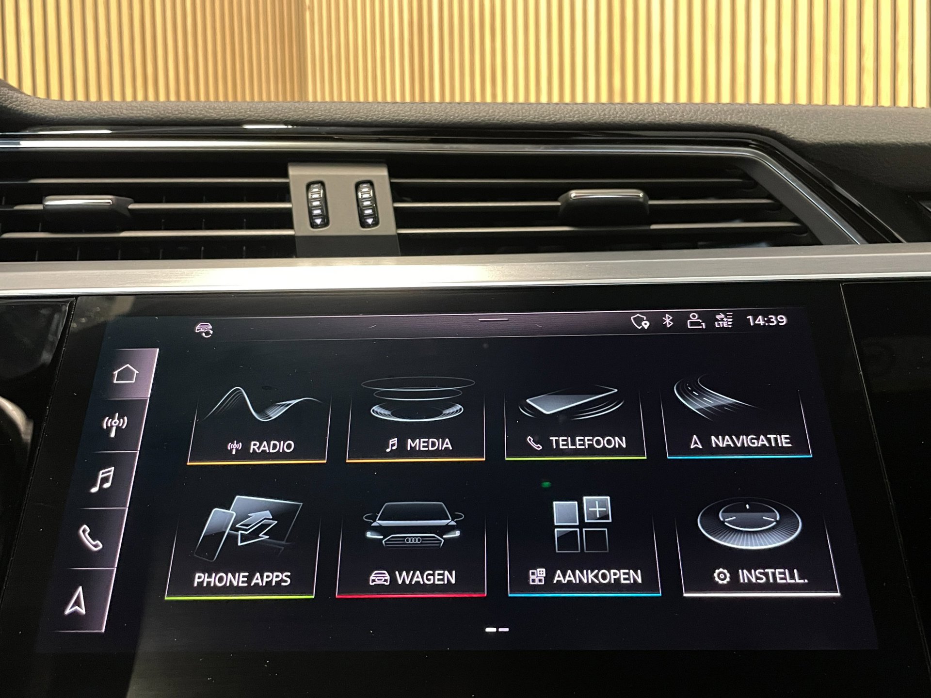 Foto van Audi E-tron 50
