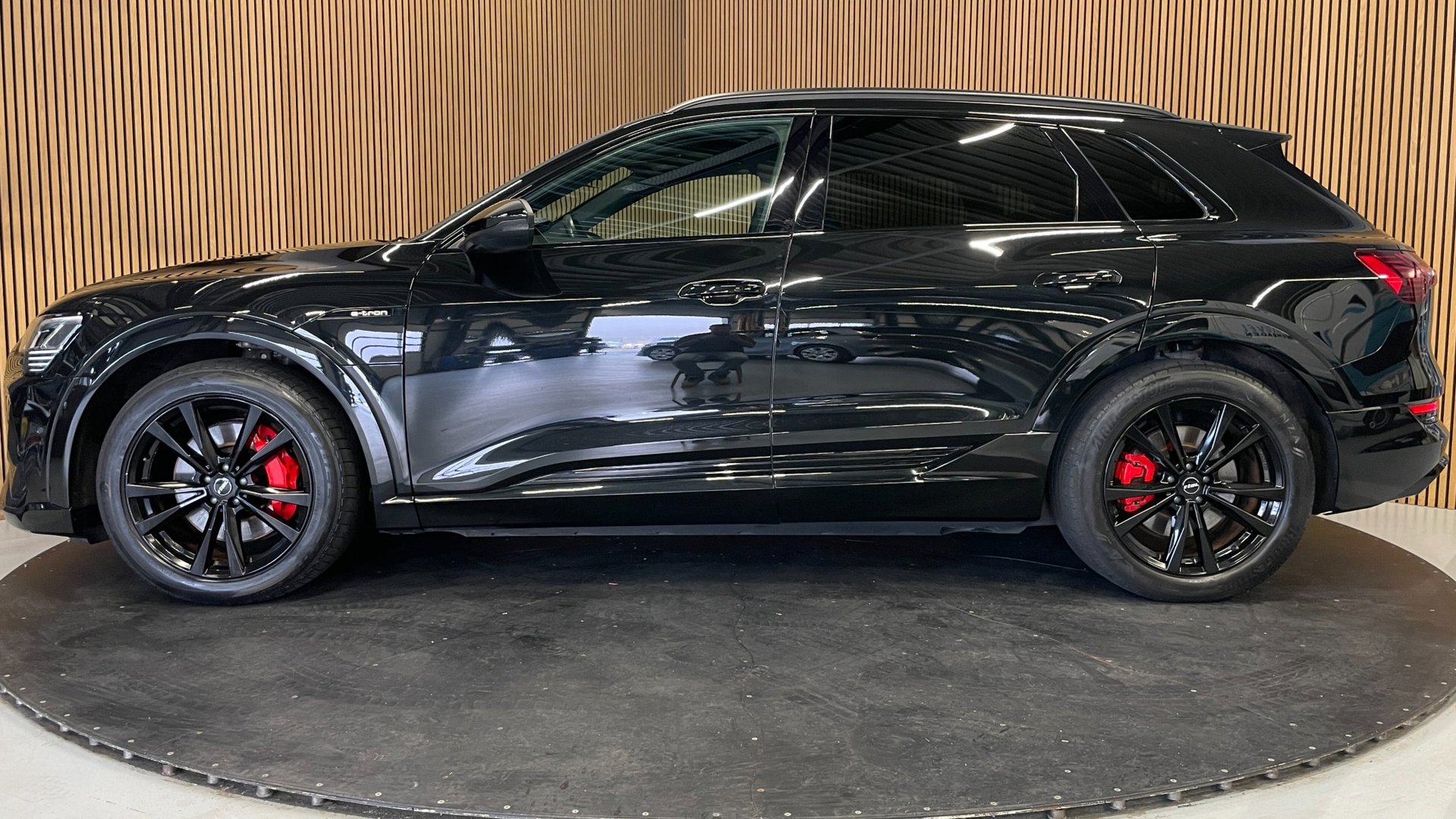 Foto van Audi E-tron 50
