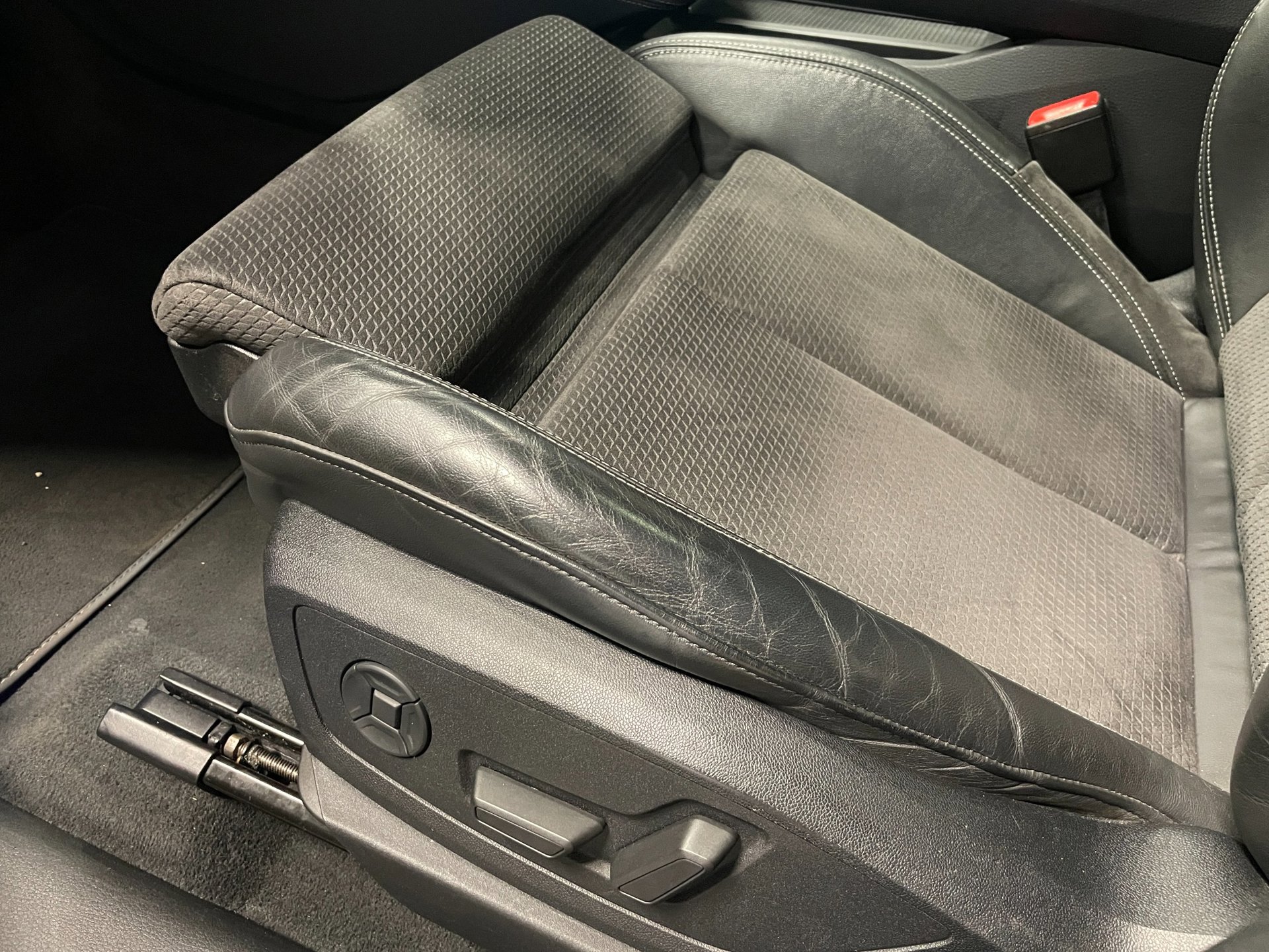 Foto van Audi E-tron 50