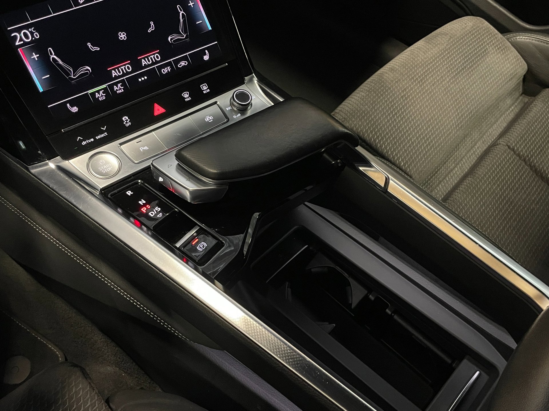 Foto van Audi E-tron 50