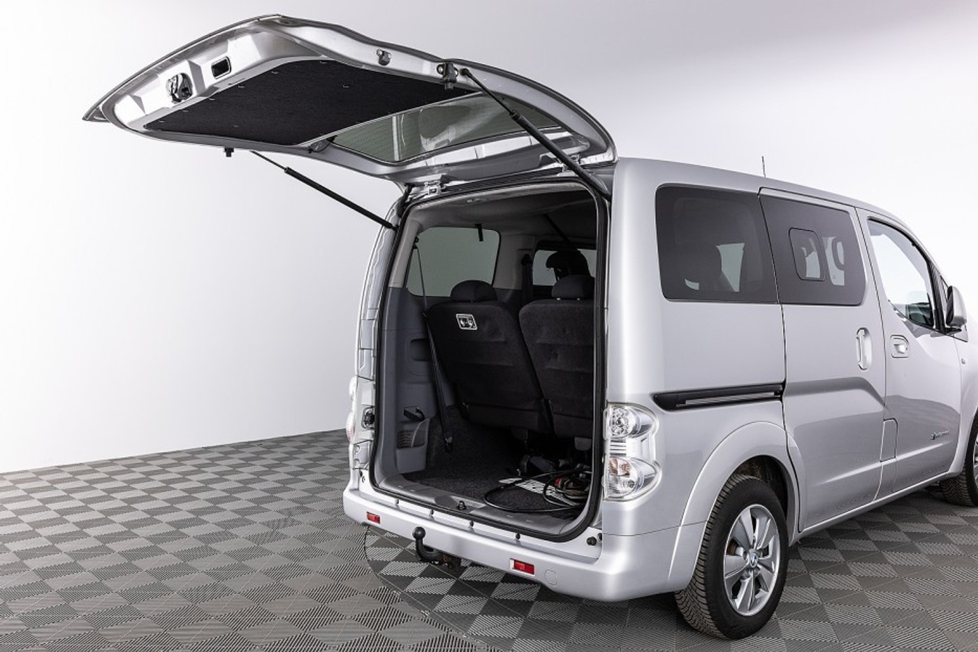 Foto van Nissan E-nv200 Evalia