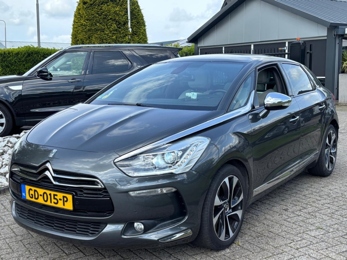Citroen Ds5 1.6 HDI Executive 2015 143.000 KM Leer Trekhaak DS 2015 - voorkant
