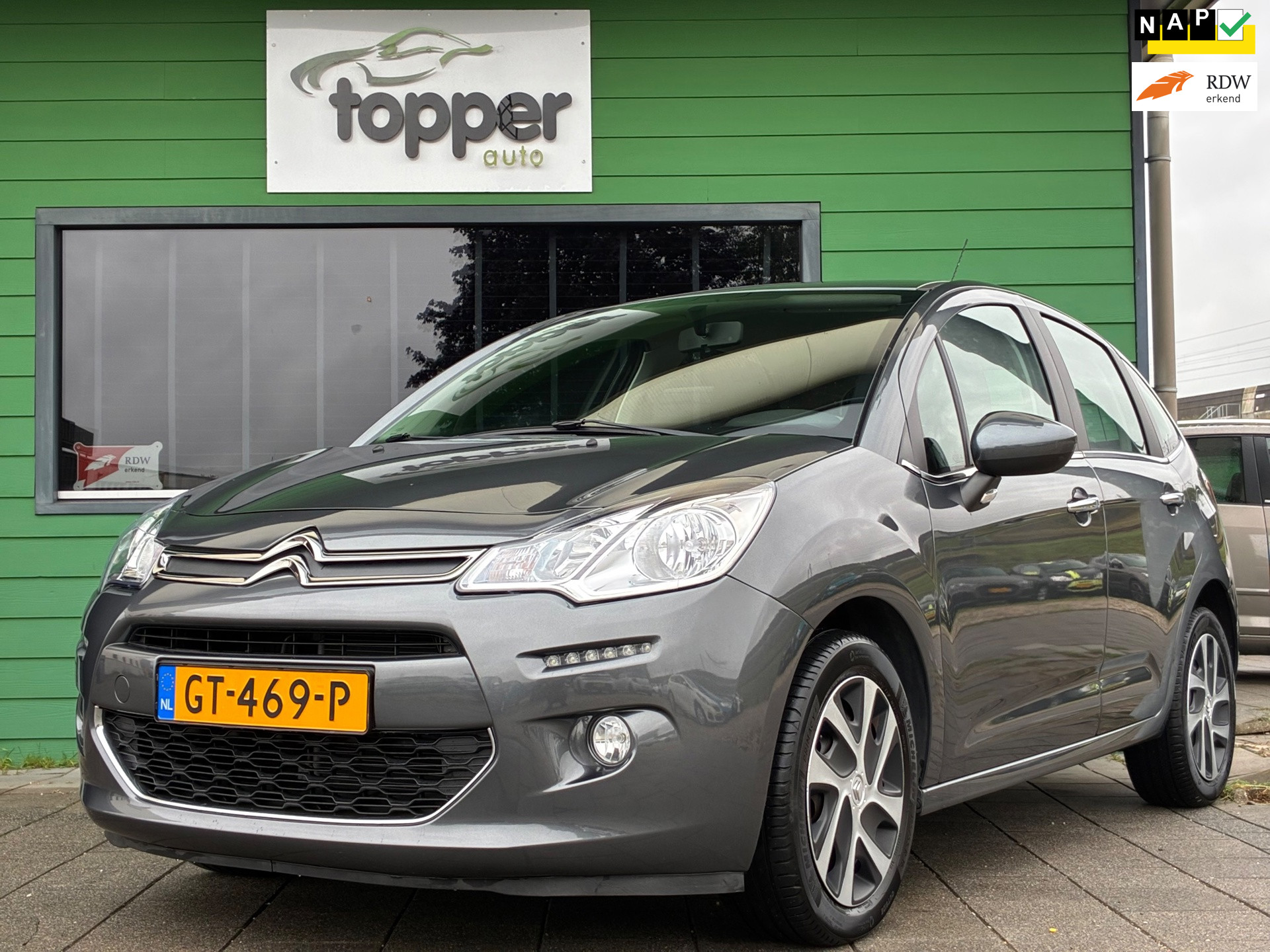 Citroen C3 1.2 PureTech Collection|Automaat|D-riem v.v.|Navigatie|CruiseControl|Climatronic|Trekhaak|PDC| 2015 - voorkant