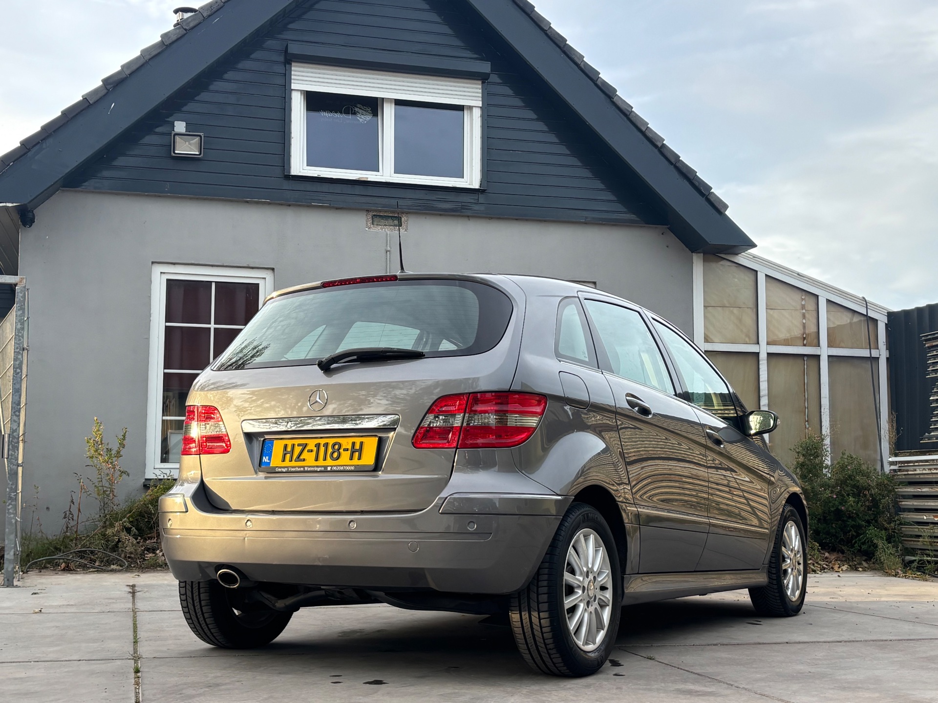 Foto van Mercedes-Benz B 200