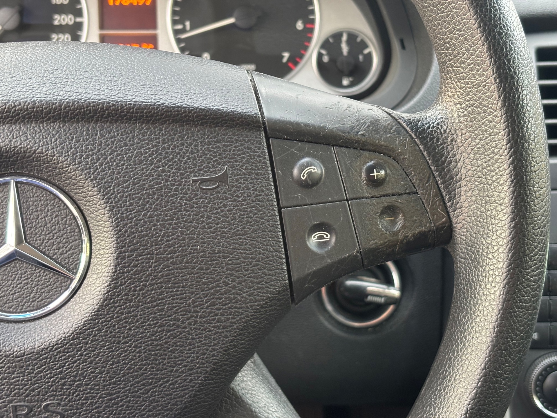 Foto van Mercedes-Benz B 200