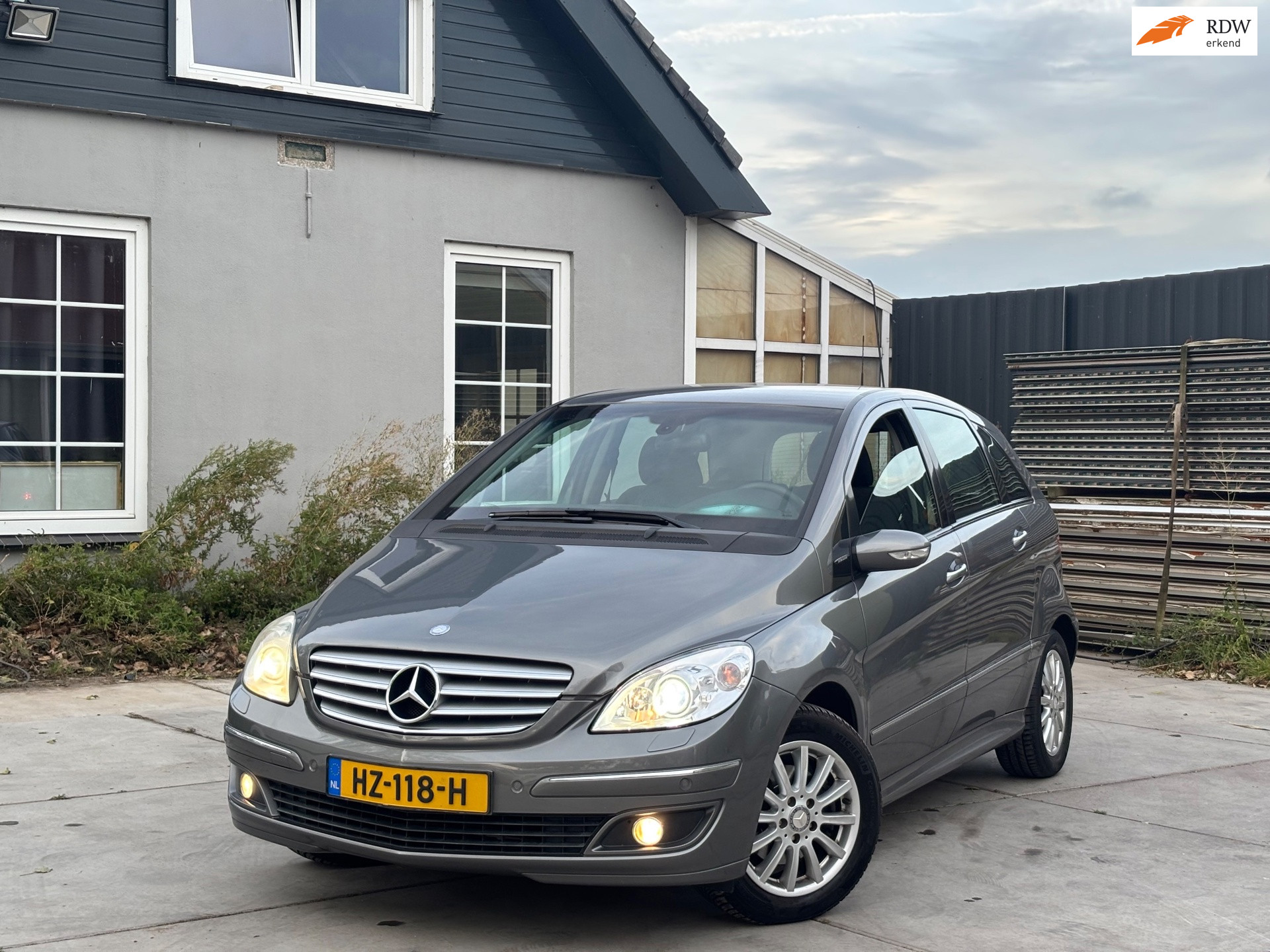 Mercedes-Benz B 200 200 | Volledig onderhouden | Automaat | Airco | Stoelverwarming | Parkeersensoren | Rijklaar! 2008 - voorkant
