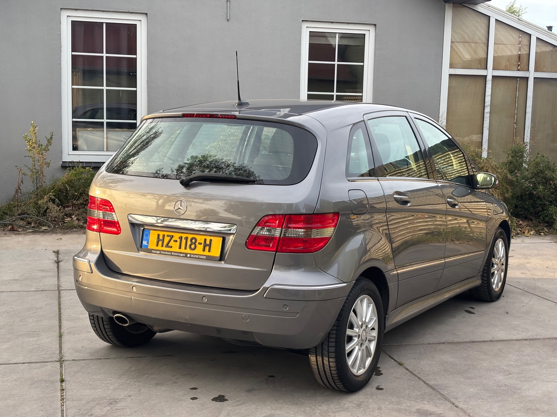 Foto van Mercedes-Benz B 200