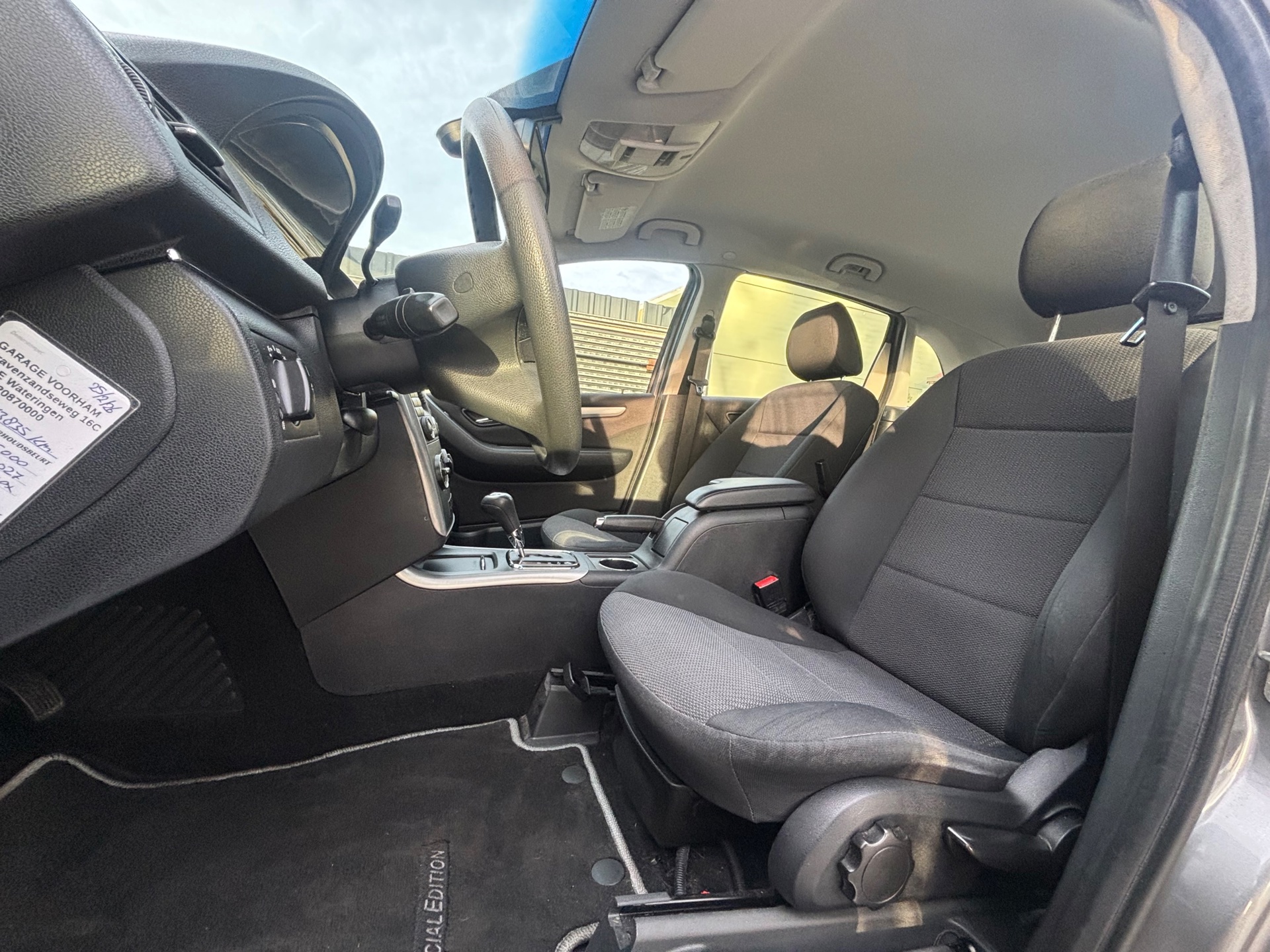 Foto van Mercedes-Benz B 200