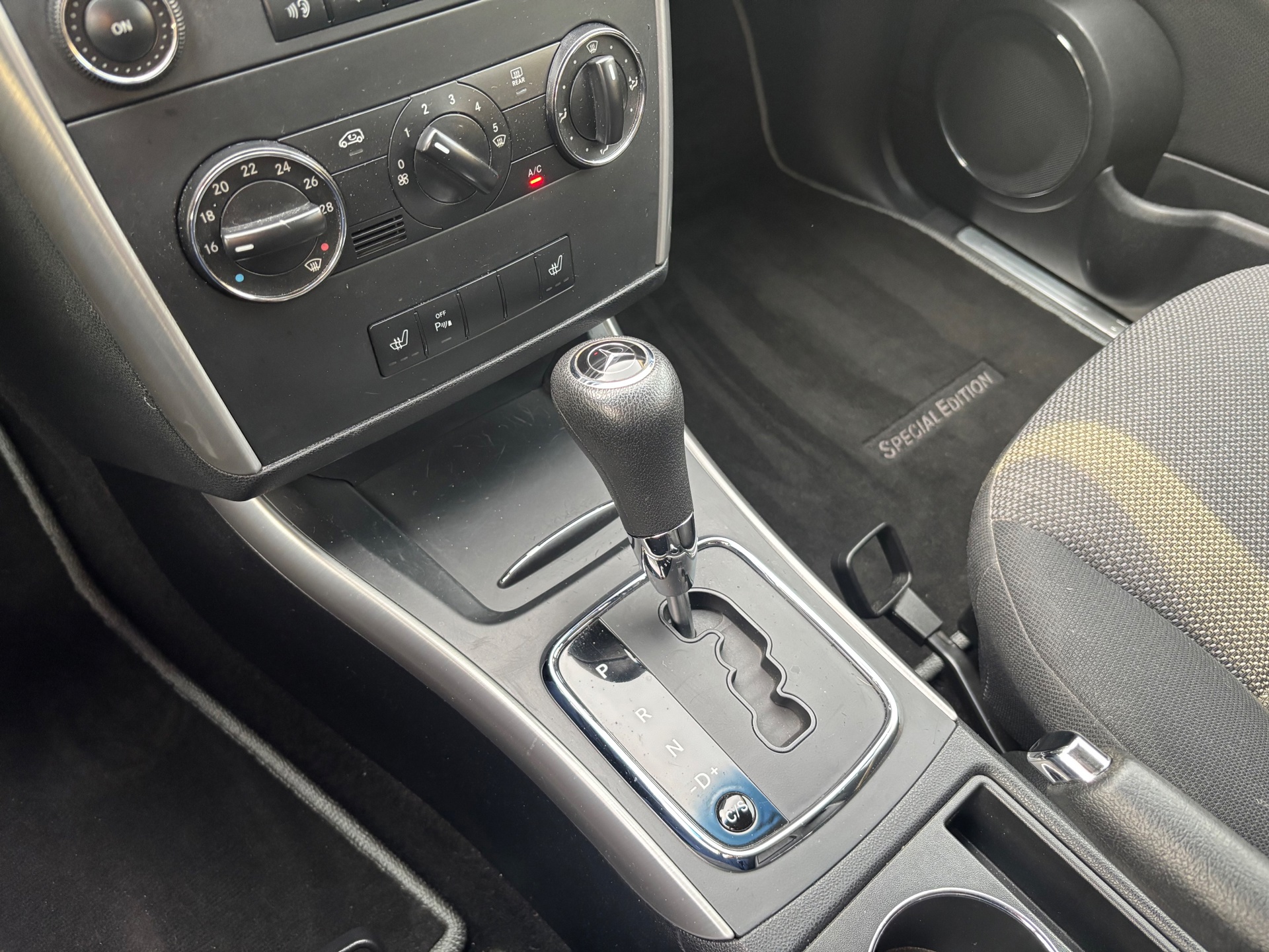 Foto van Mercedes-Benz B 200