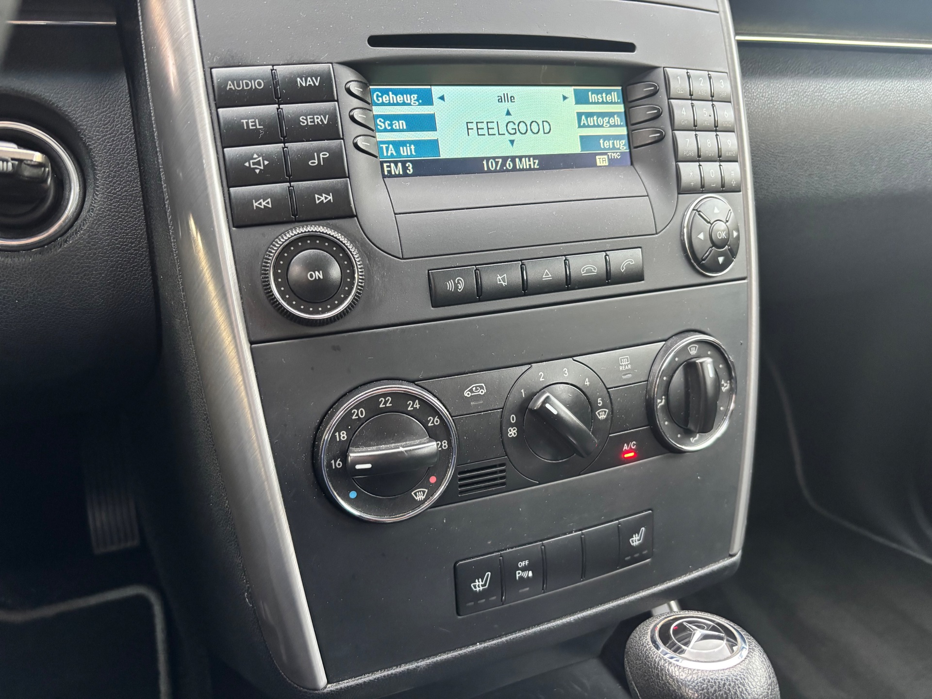 Foto van Mercedes-Benz B 200