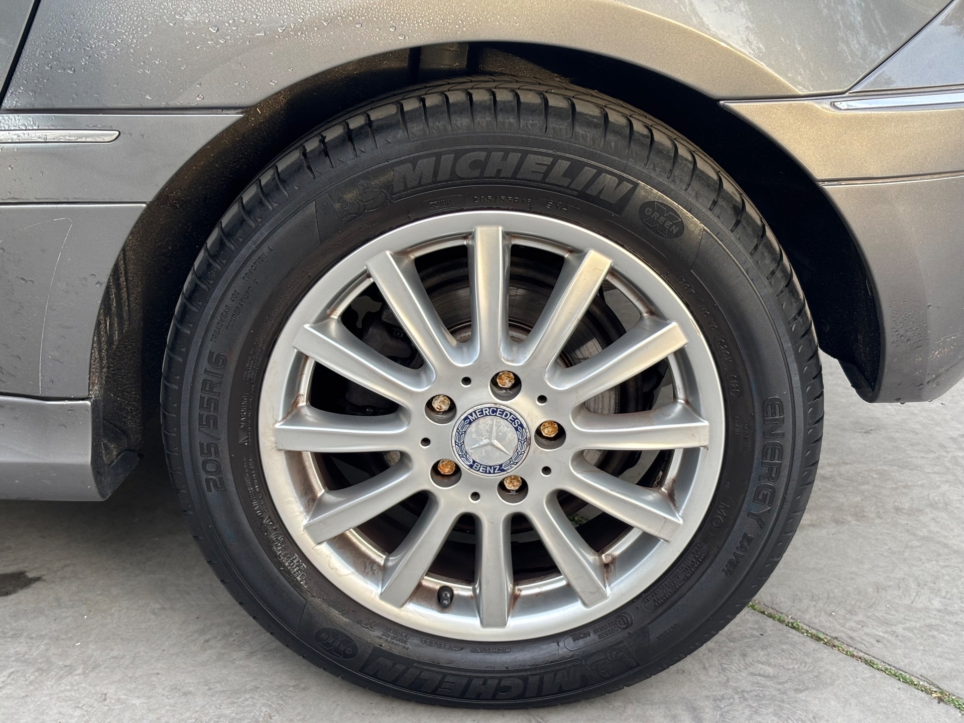 Foto van Mercedes-Benz B 200