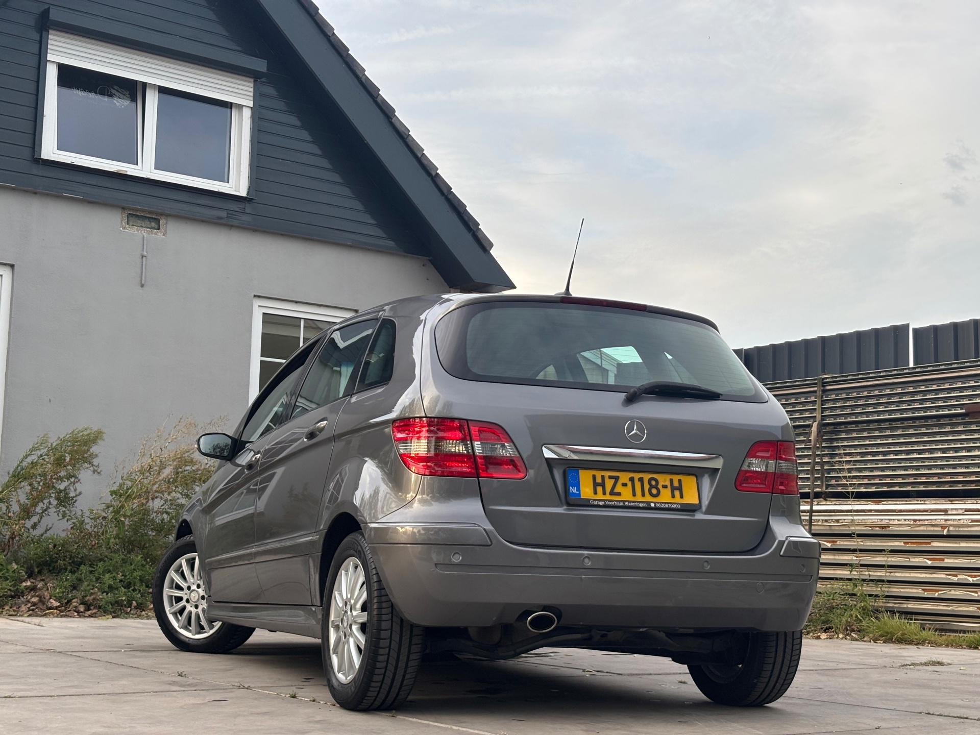 Foto van Mercedes-Benz B 200