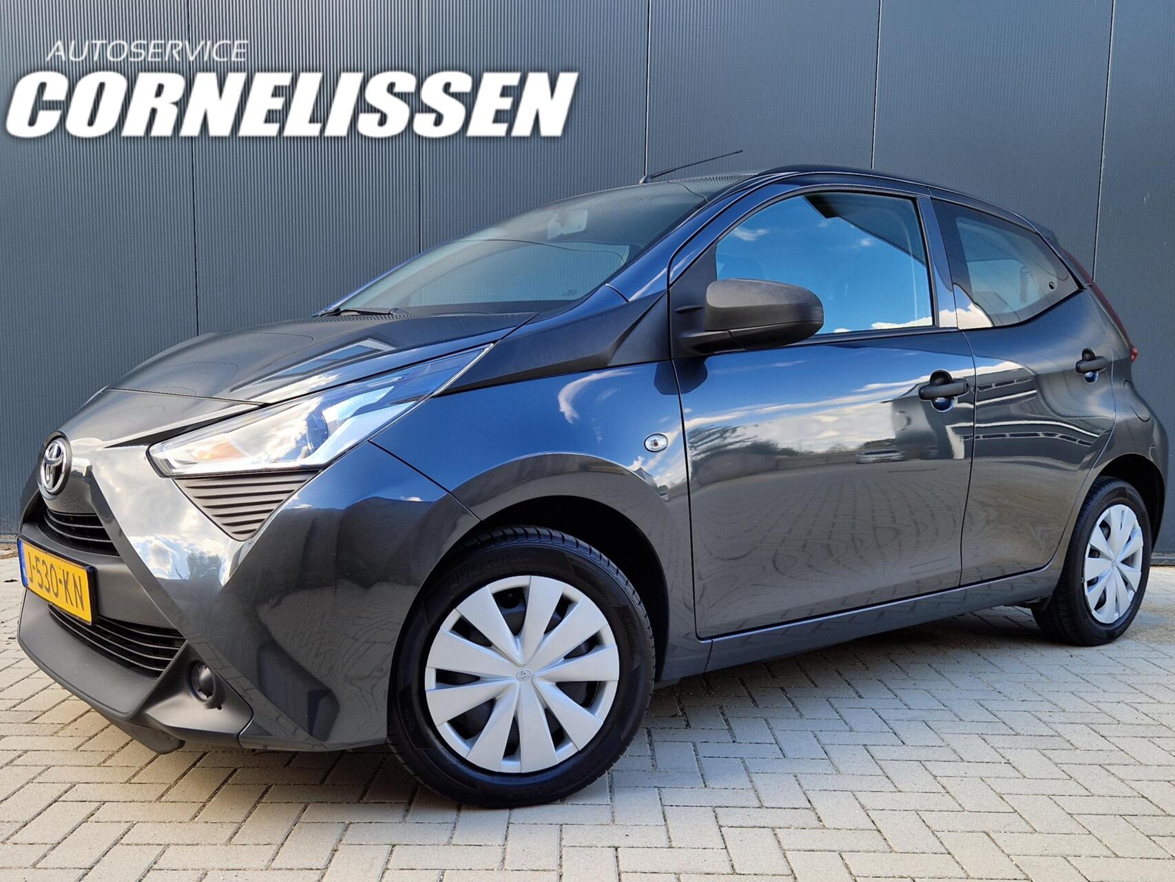 Toyota Toyota Aygo 1.0 VVT-i x-fun AIRCO |CRUISE CONTROLE |CARKIT 2020 - voorkant