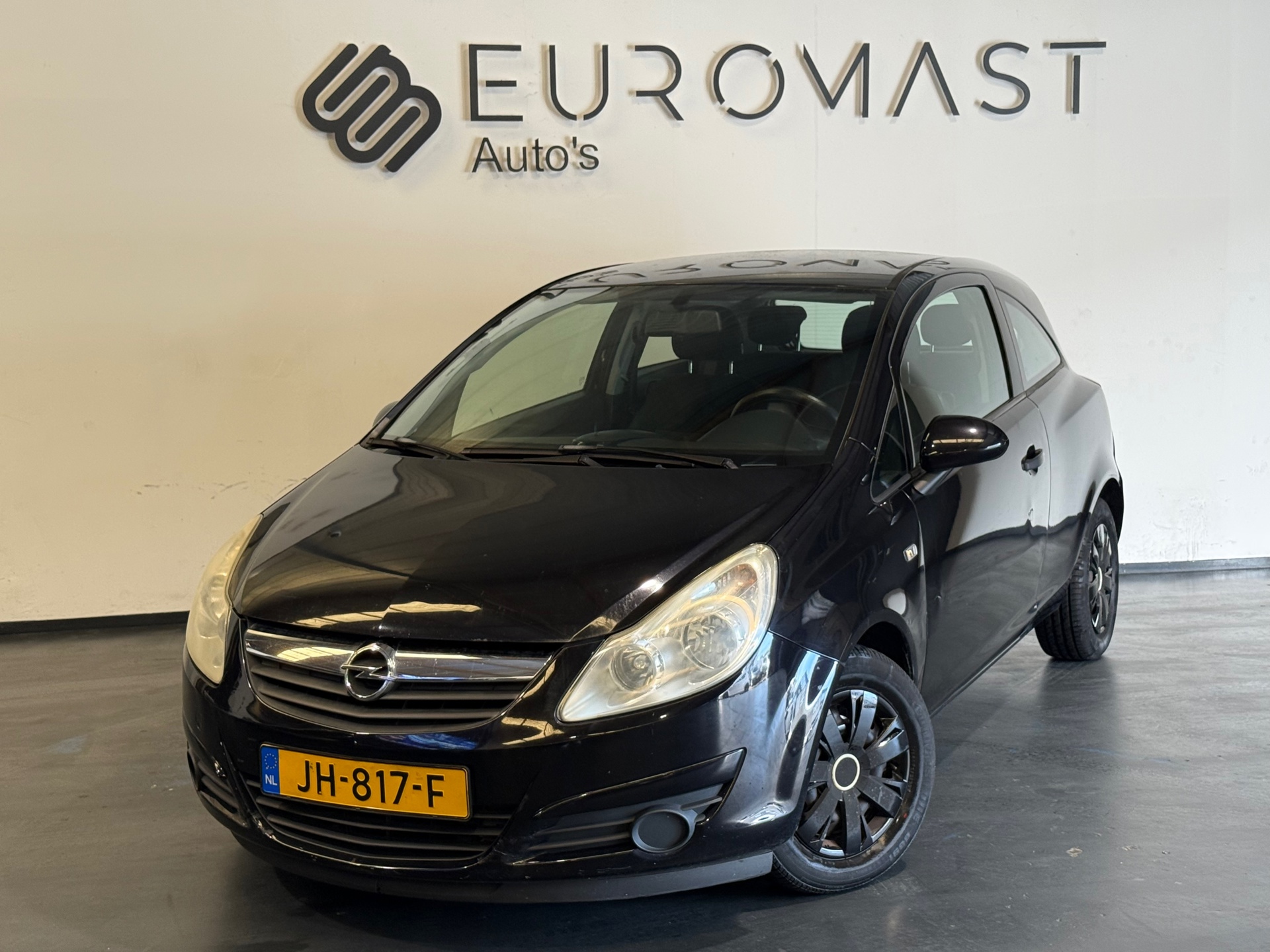 Opel Corsa 1.2-16V Cosmo Nieuwe Apk 2009 - voorkant
