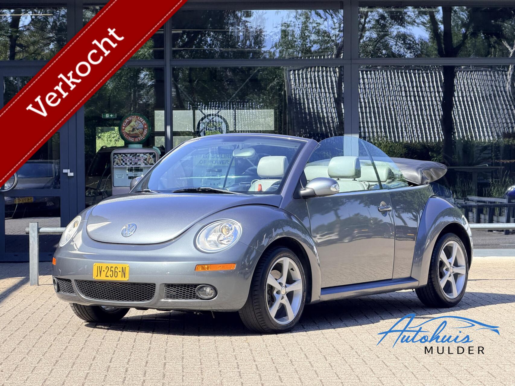 Volkswagen New Beetle 2.5 V5 Comfort | USA | Automaat | Facelift | Cabrio | Uniek | LpG 2006 - voorkant