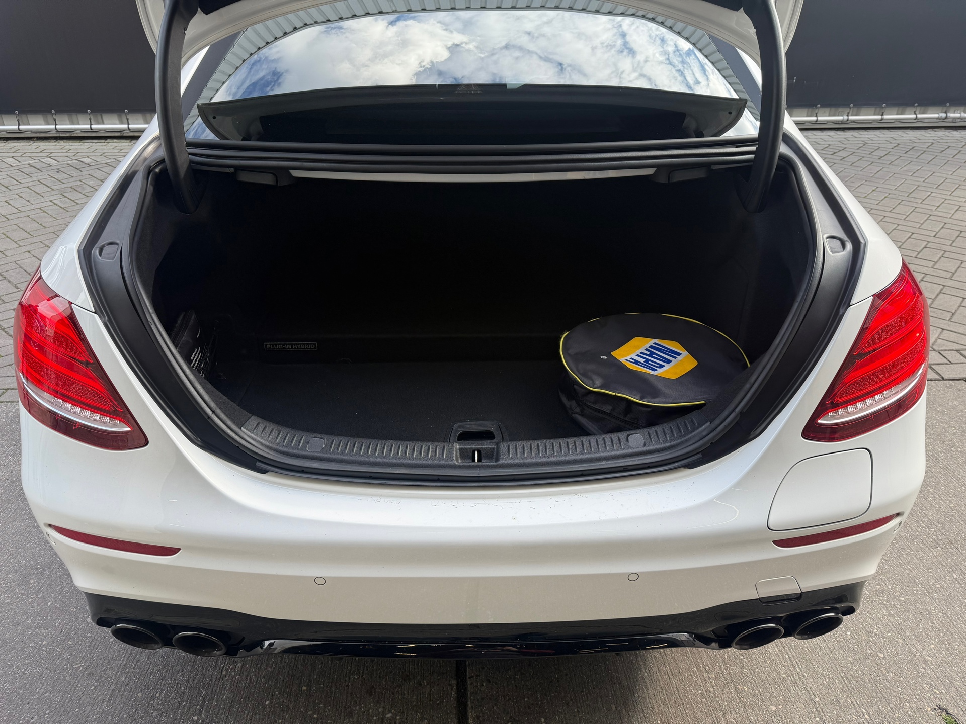 Foto van Mercedes-Benz E 350 E