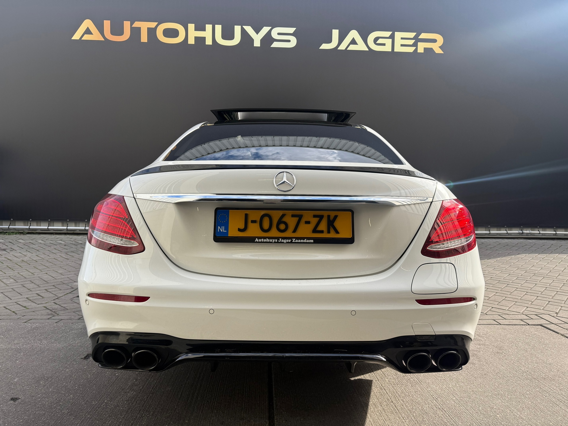 Foto van Mercedes-Benz E 350 E