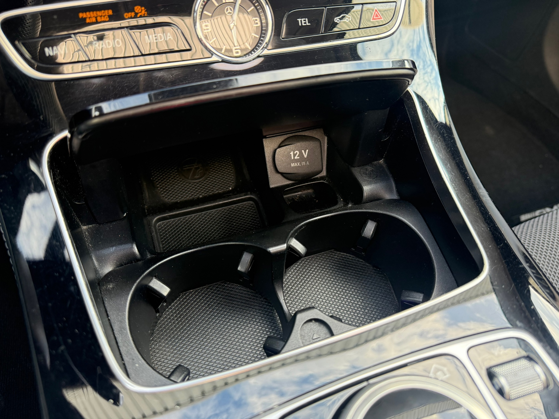 Foto van Mercedes-Benz E 350 E