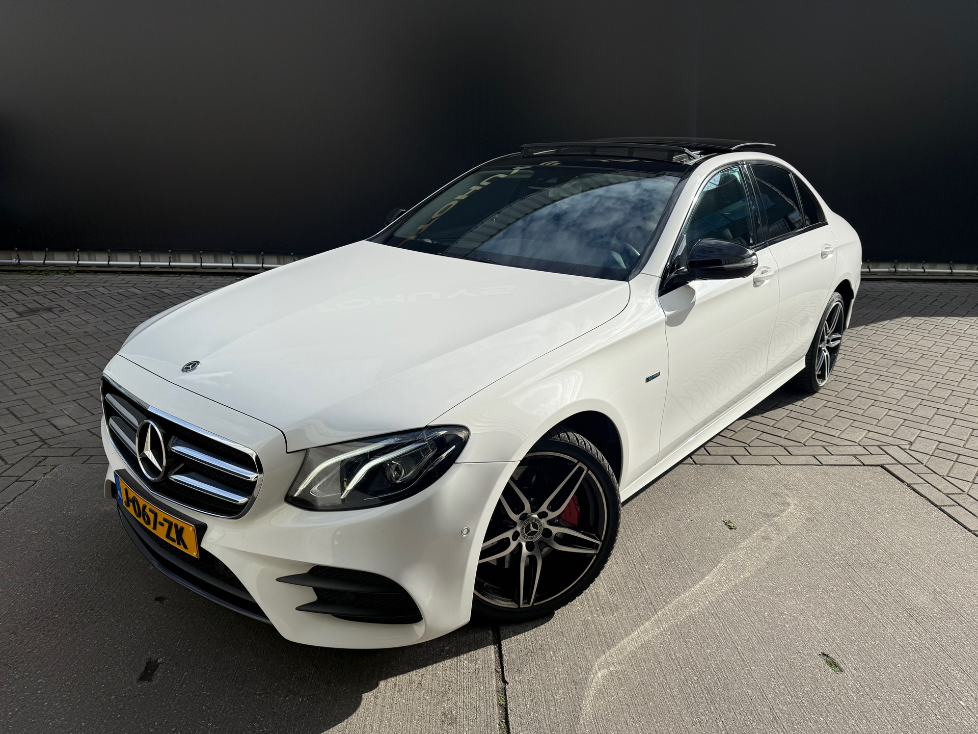 Foto van Mercedes-Benz E 350 E