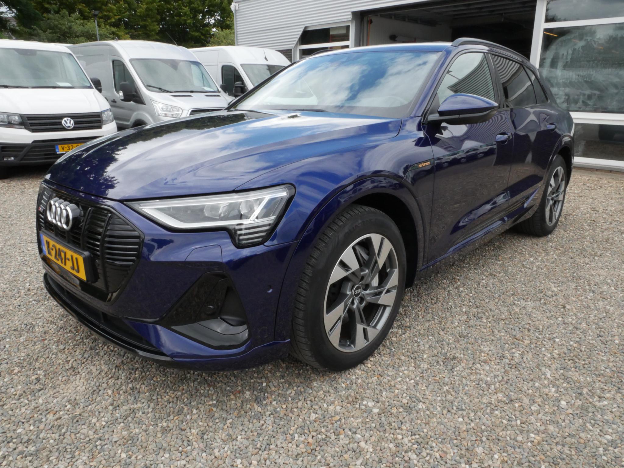 Foto van Audi E-tron