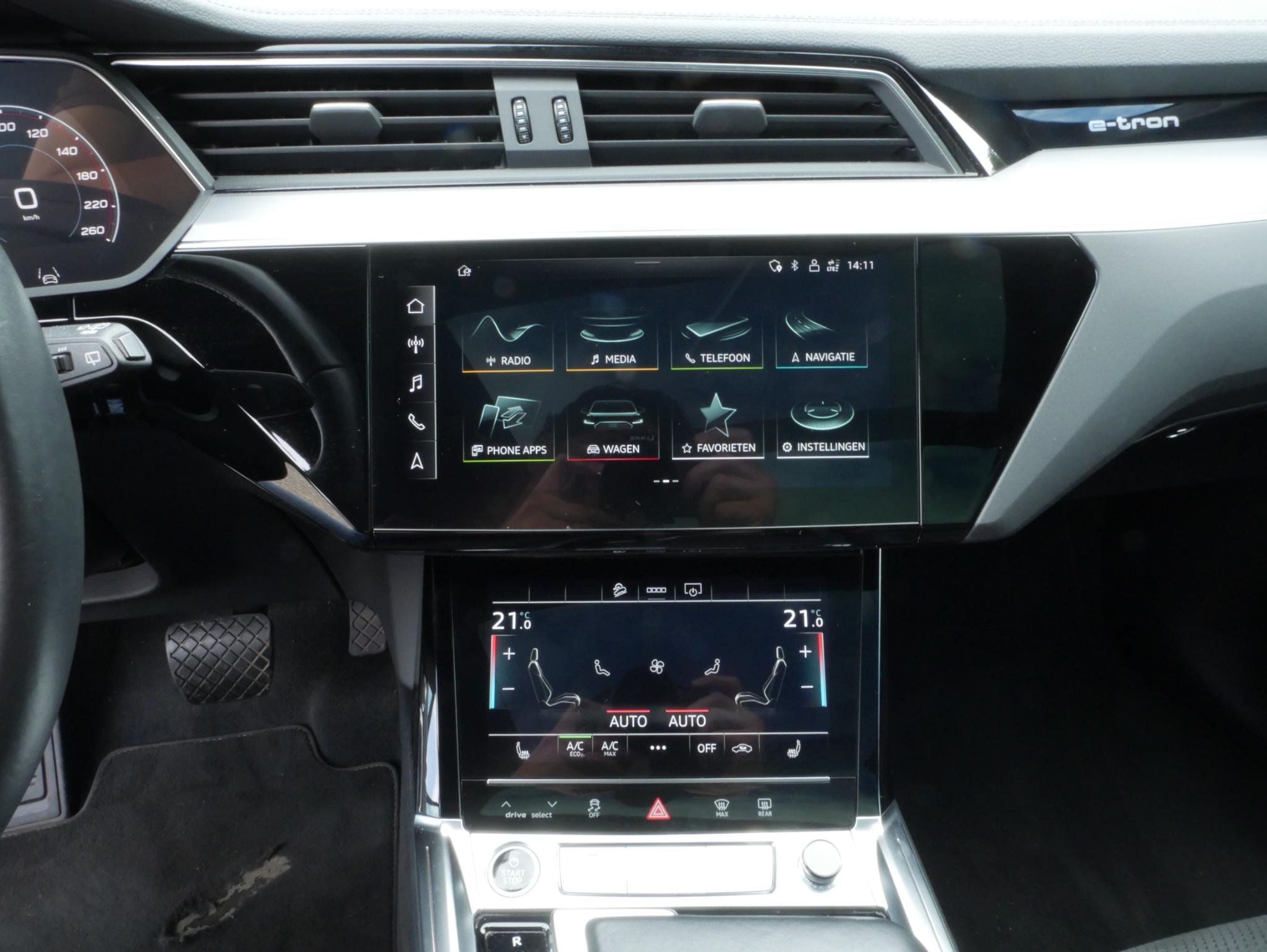 Foto van Audi E-tron