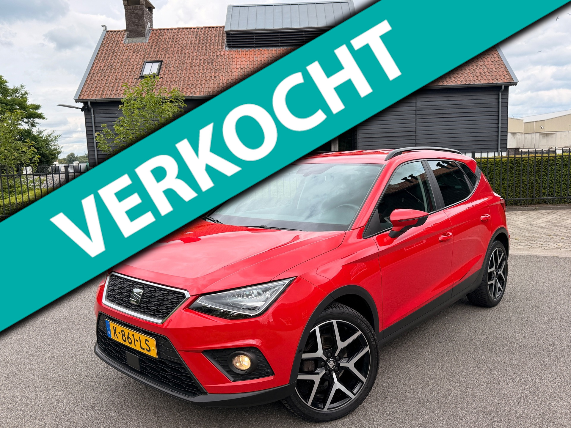 Seat Arona 1.0 TSI Style Business Intense Plus AircoEcc Leer Navi Camera Led-Xenon 2021 - voorkant