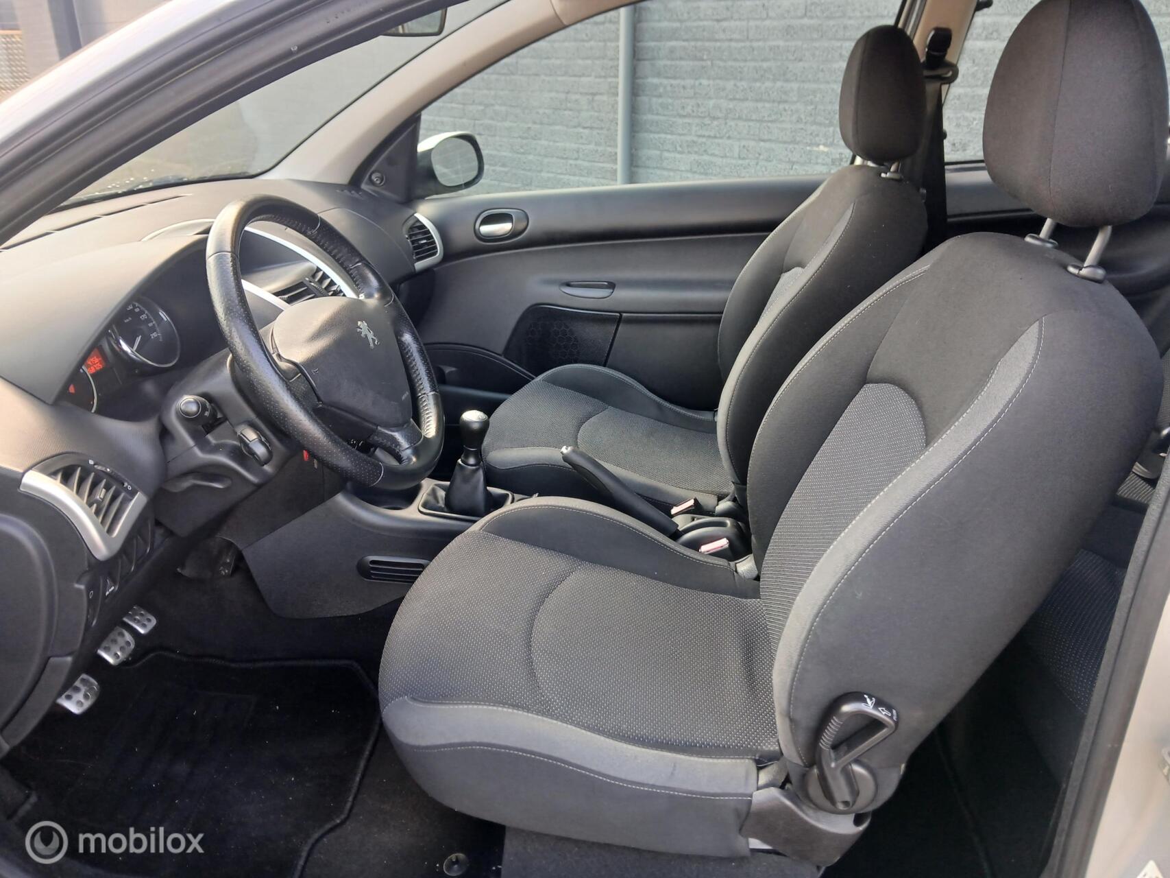 Foto van Peugeot 2*****