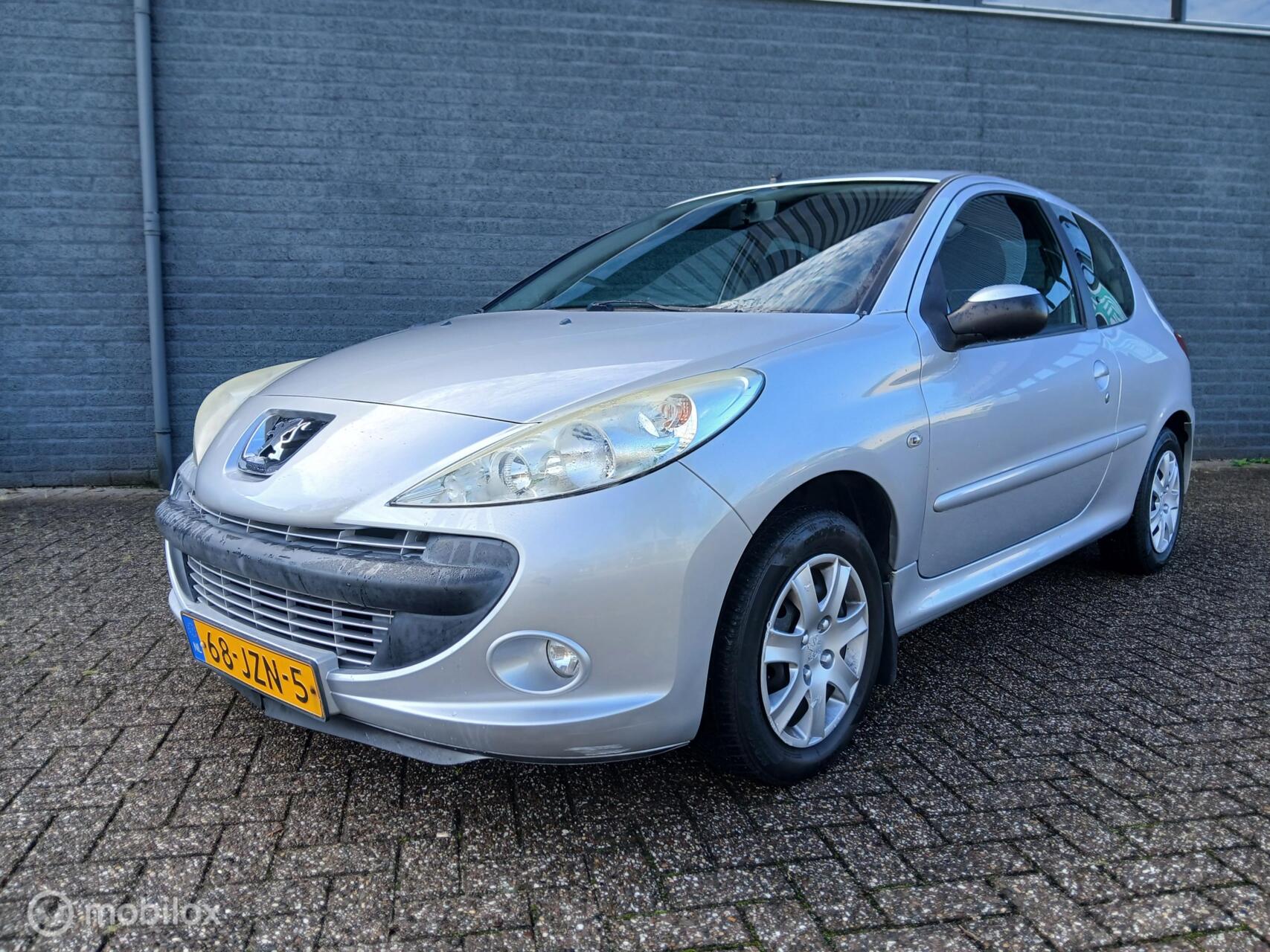 Peugeot 2***** 1.4 NL Auto/167.000Km Nap/Apk 07-'27 2009 - voorkant