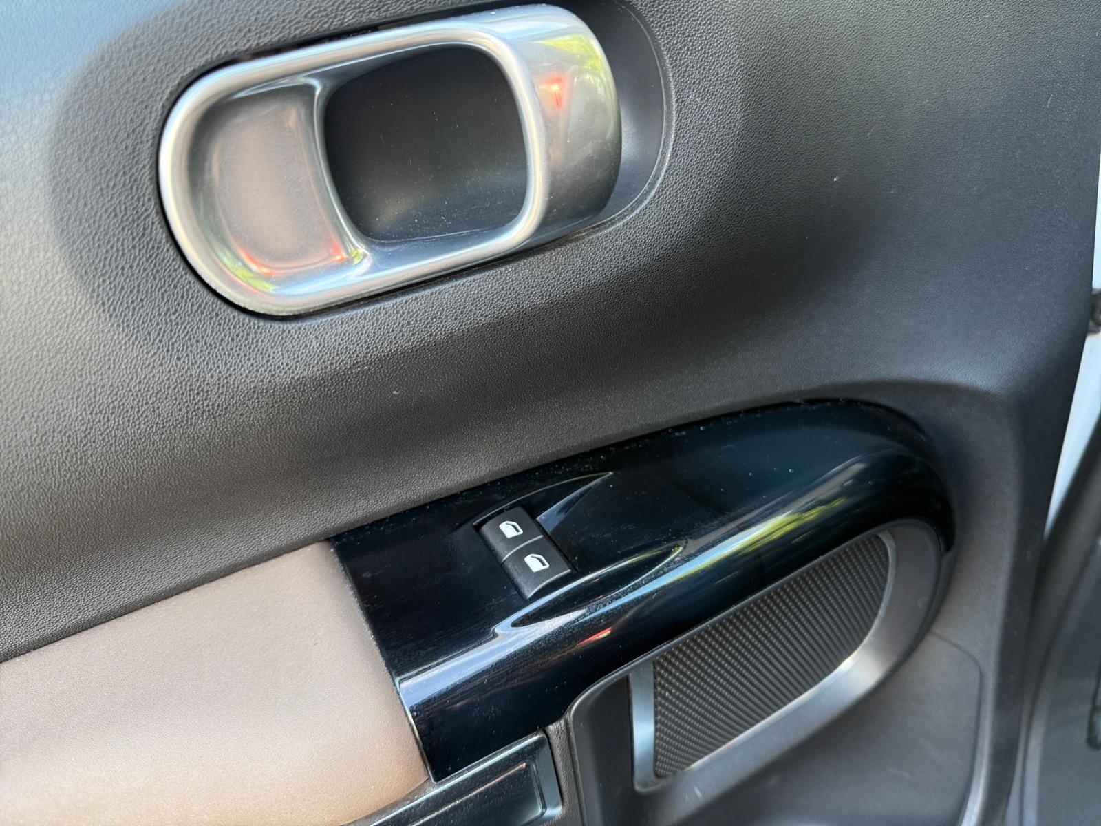 Foto van Citroen C4 Cactus