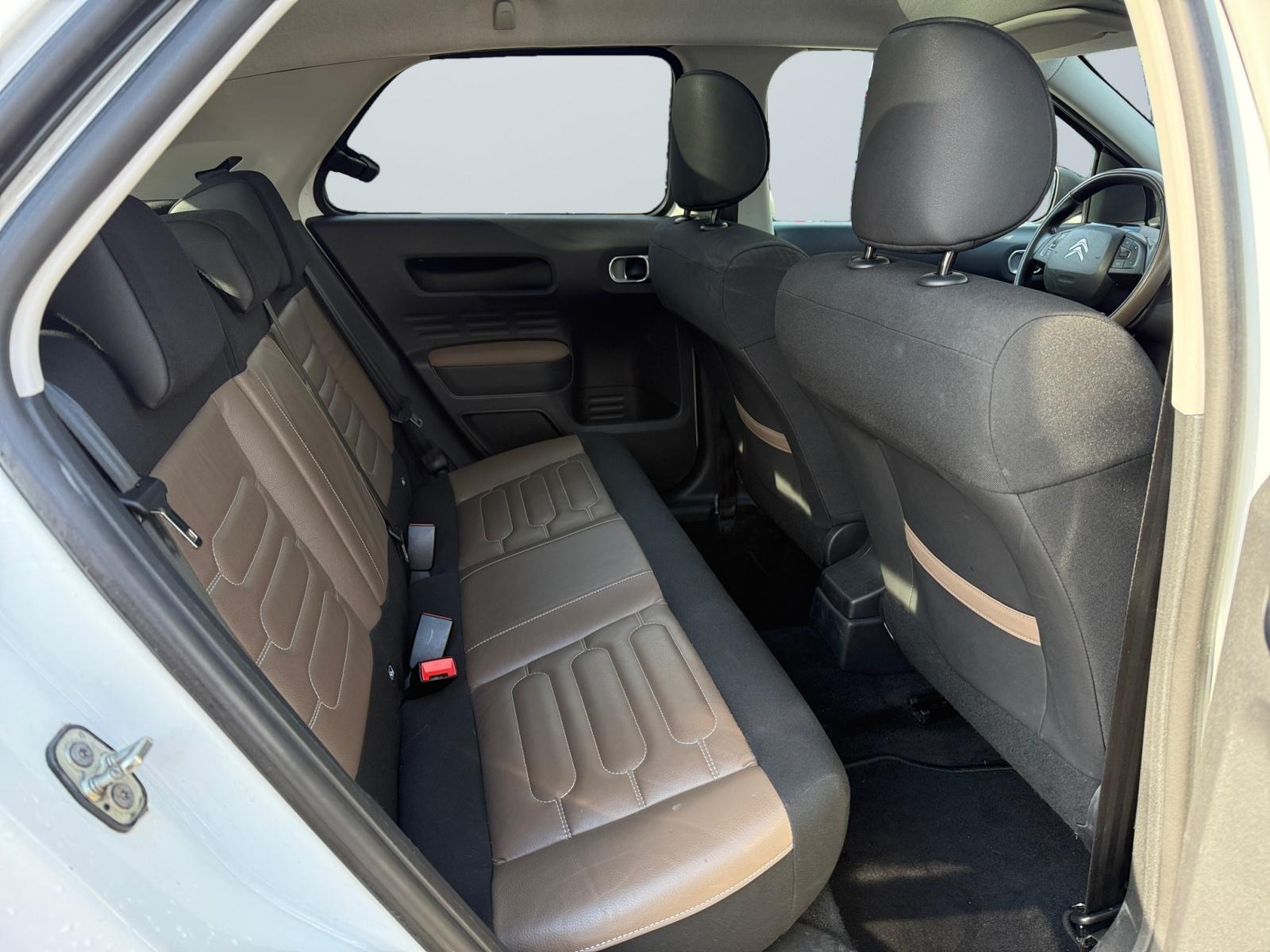 Foto van Citroen C4 Cactus