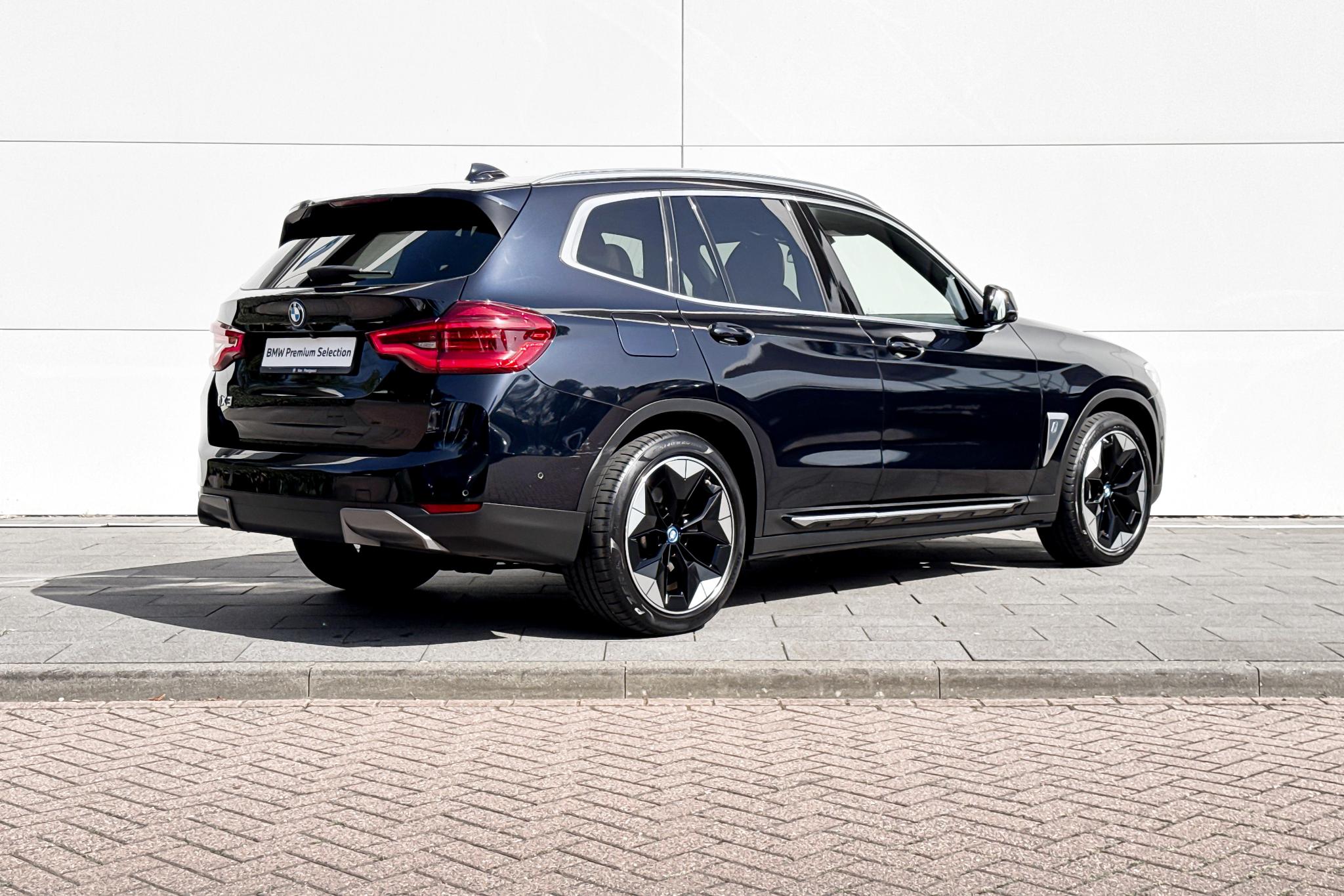 Foto van BMW Ix3