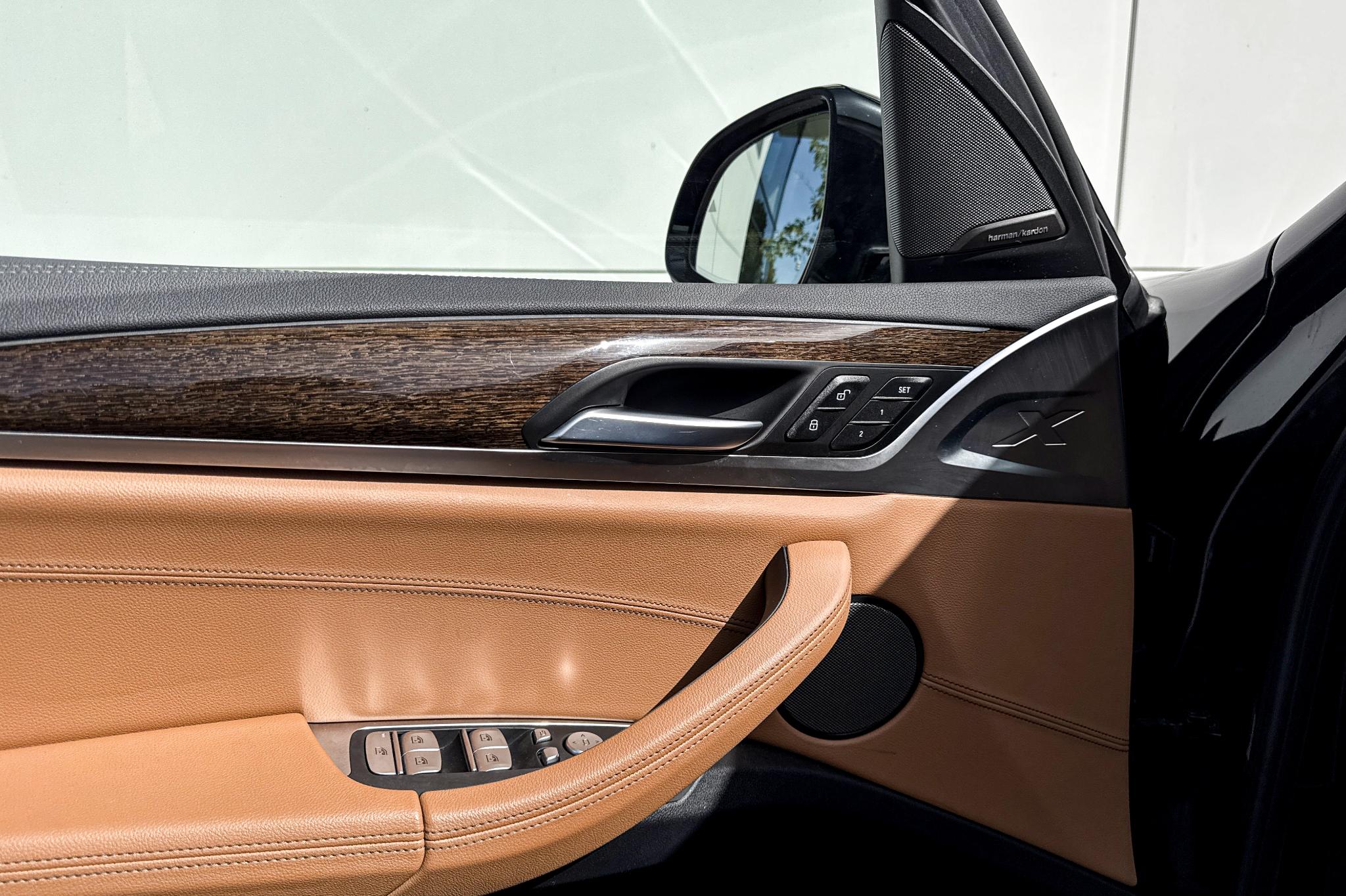 Foto van BMW Ix3