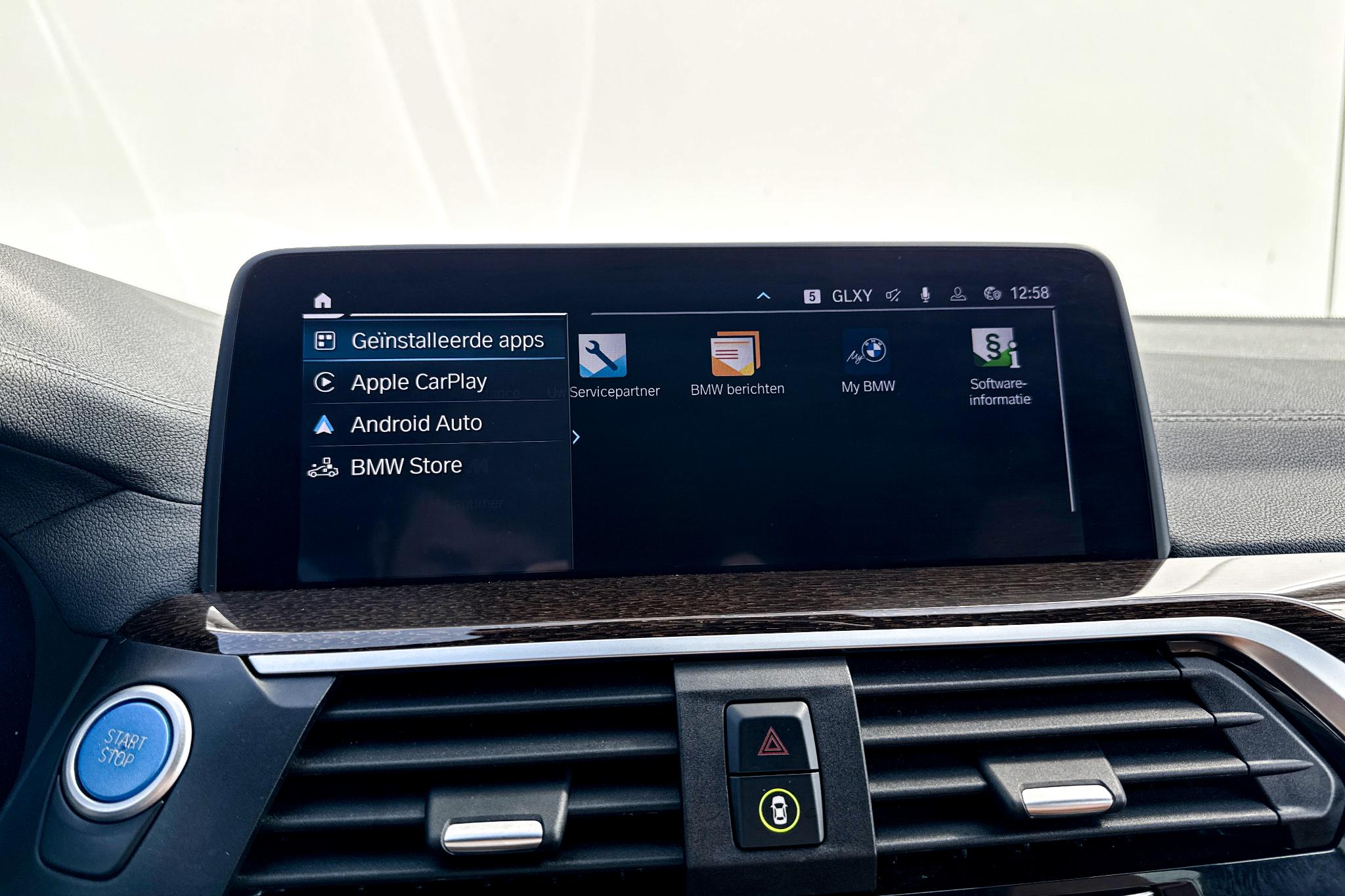 Foto van BMW Ix3