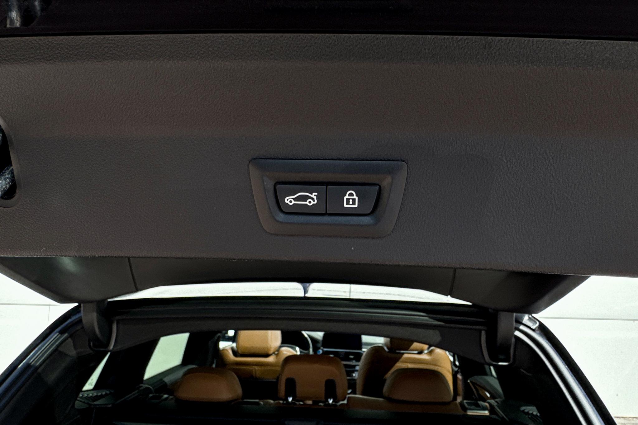 Foto van BMW Ix3