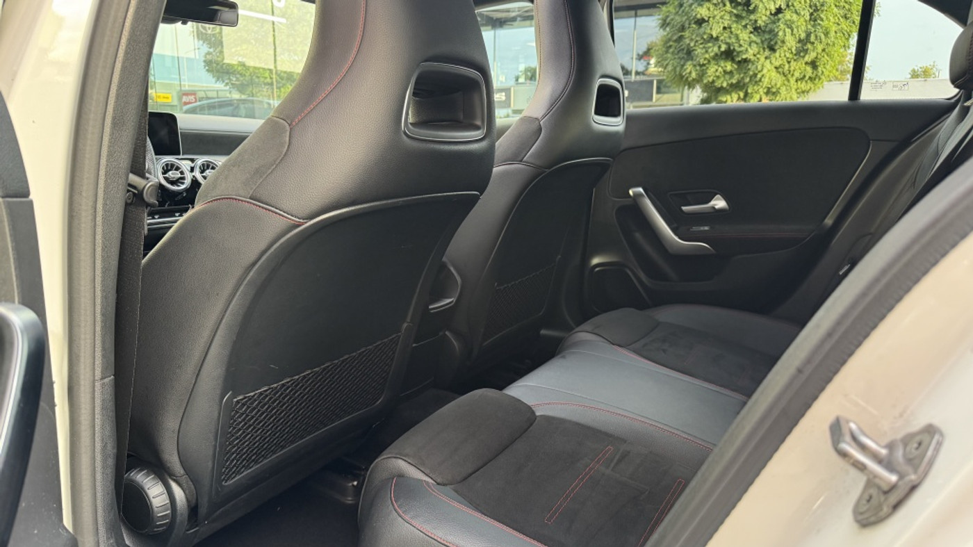 Foto van Mercedes-Benz A 250