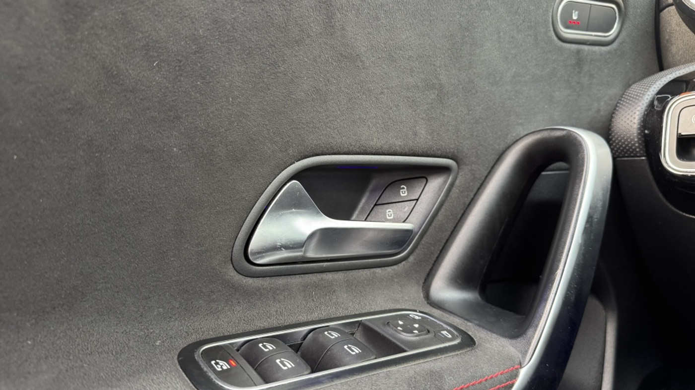 Foto van Mercedes-Benz A 250
