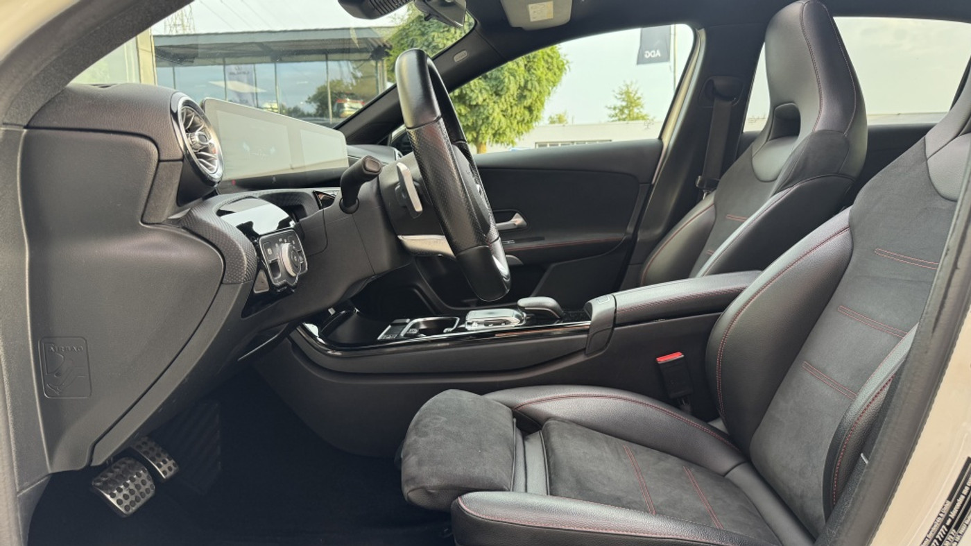 Foto van Mercedes-Benz A 250